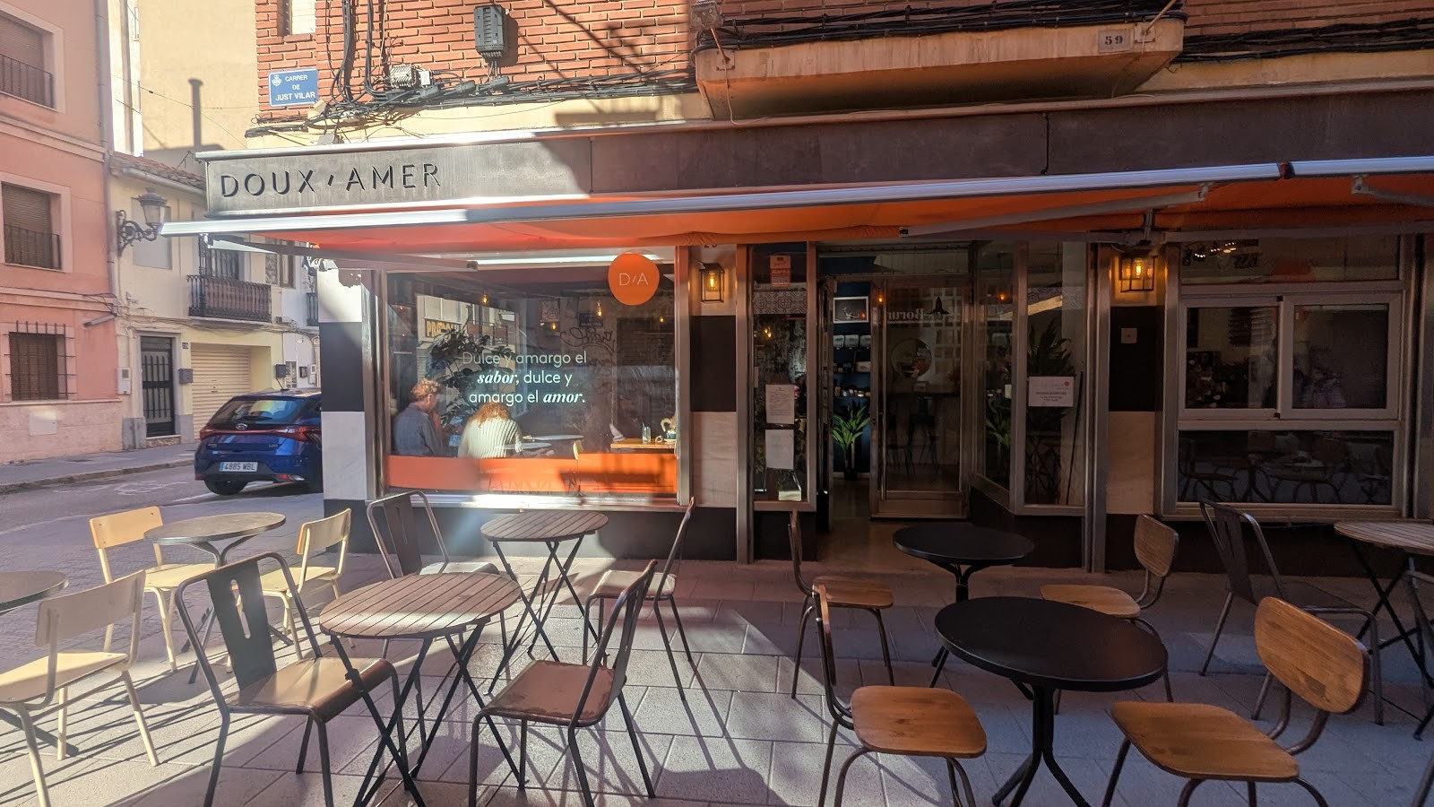 Doux-Amer Cabañal | Café de especialidad & Brunch Valencia: the place