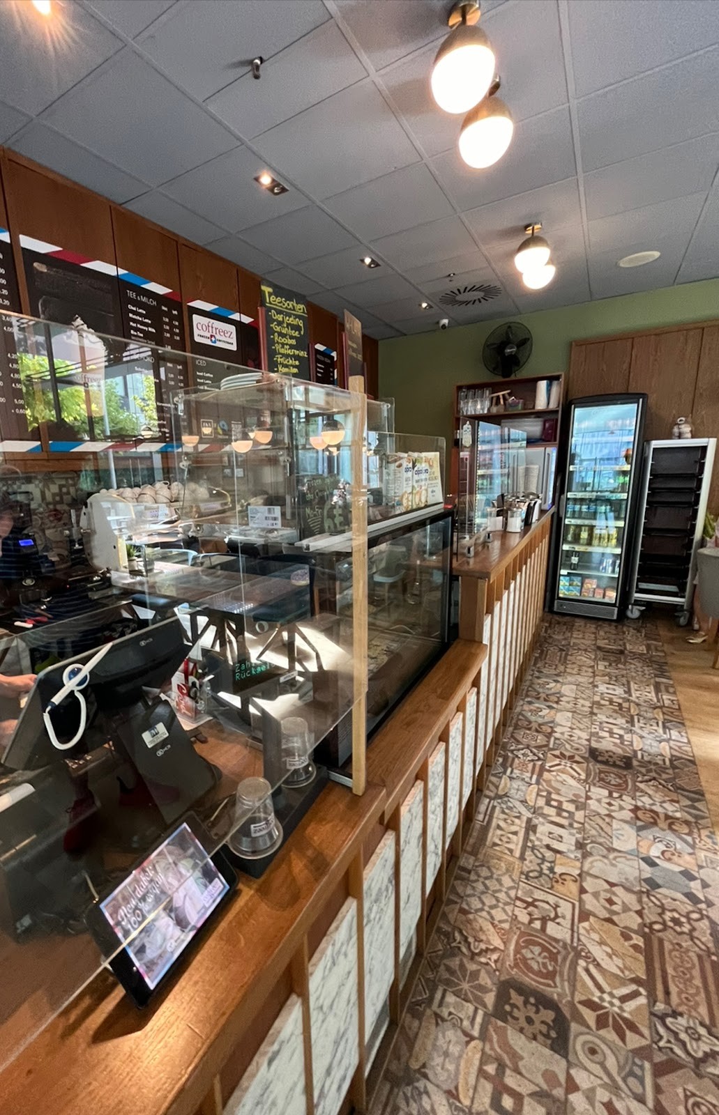 coffreez Frozen Coffeebar Schwabengalerie Stg-Vaihingen: the place