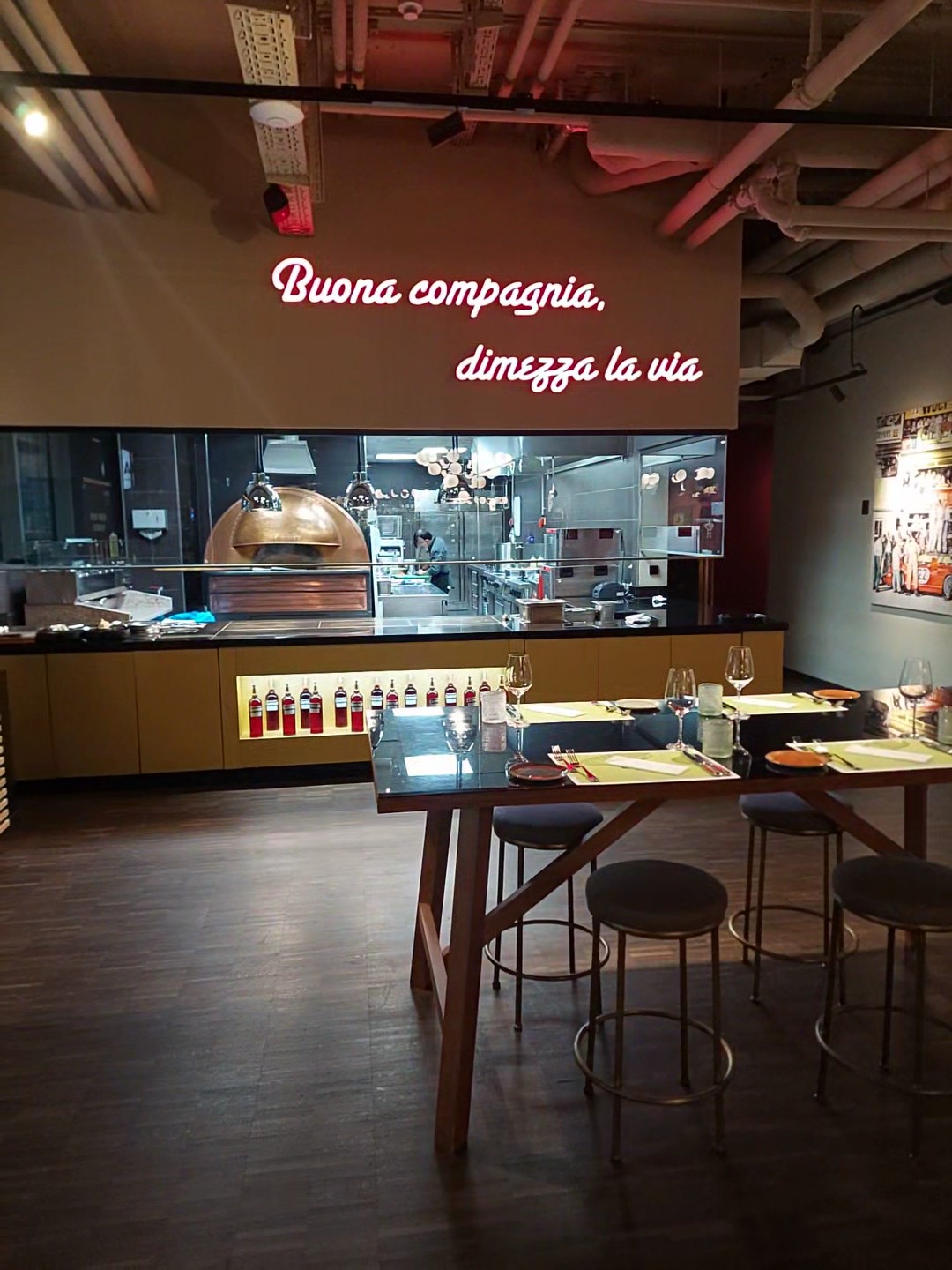Bacio della Mamma: the place