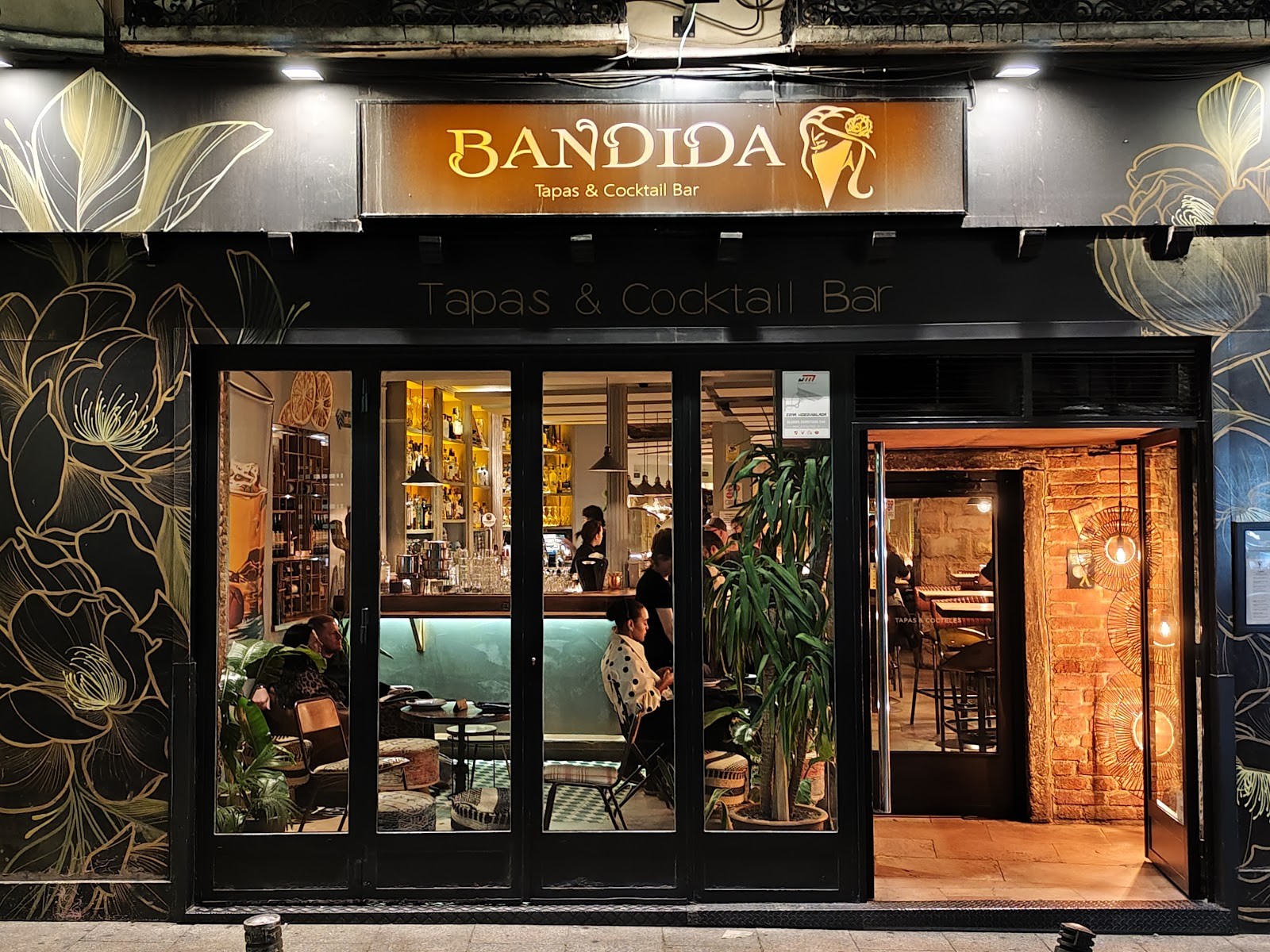 Bandida Tapas & Cocktail Bar: the place