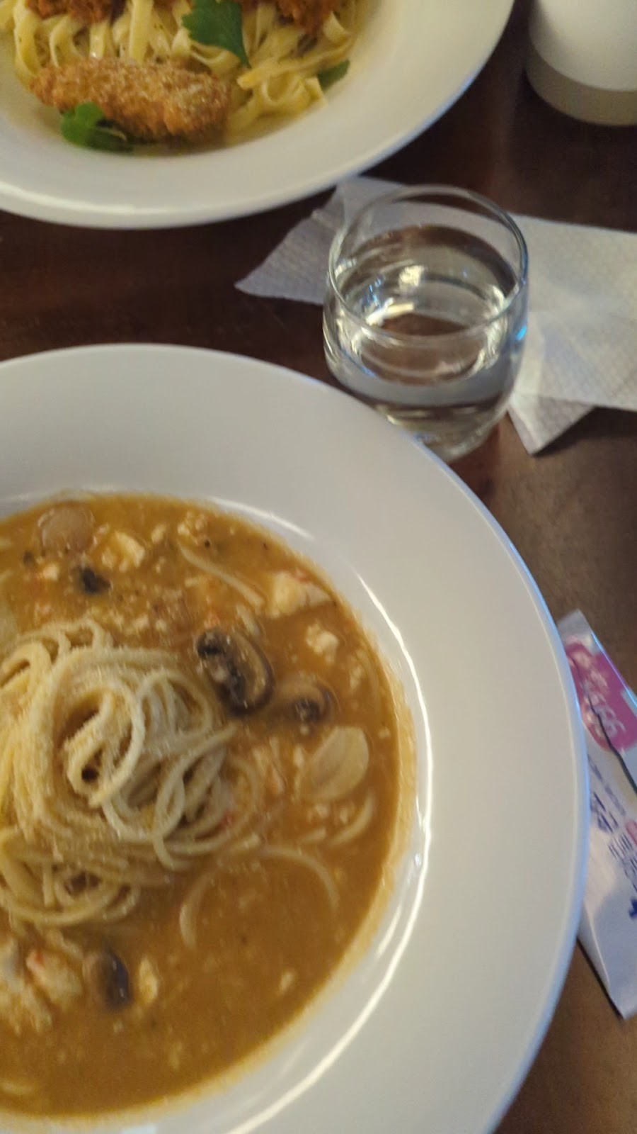 Mahina Vegan Table: food & drinks