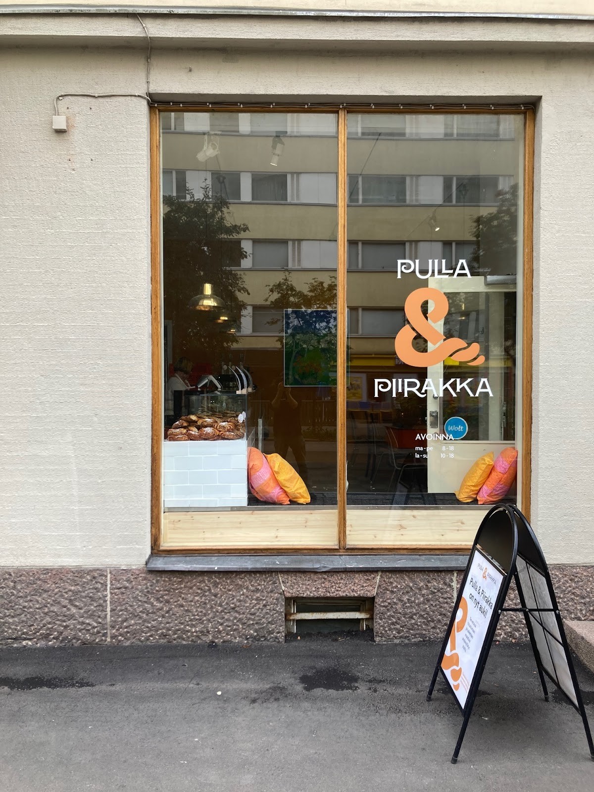 Pulla&Piirakka Vaasankatu: the place