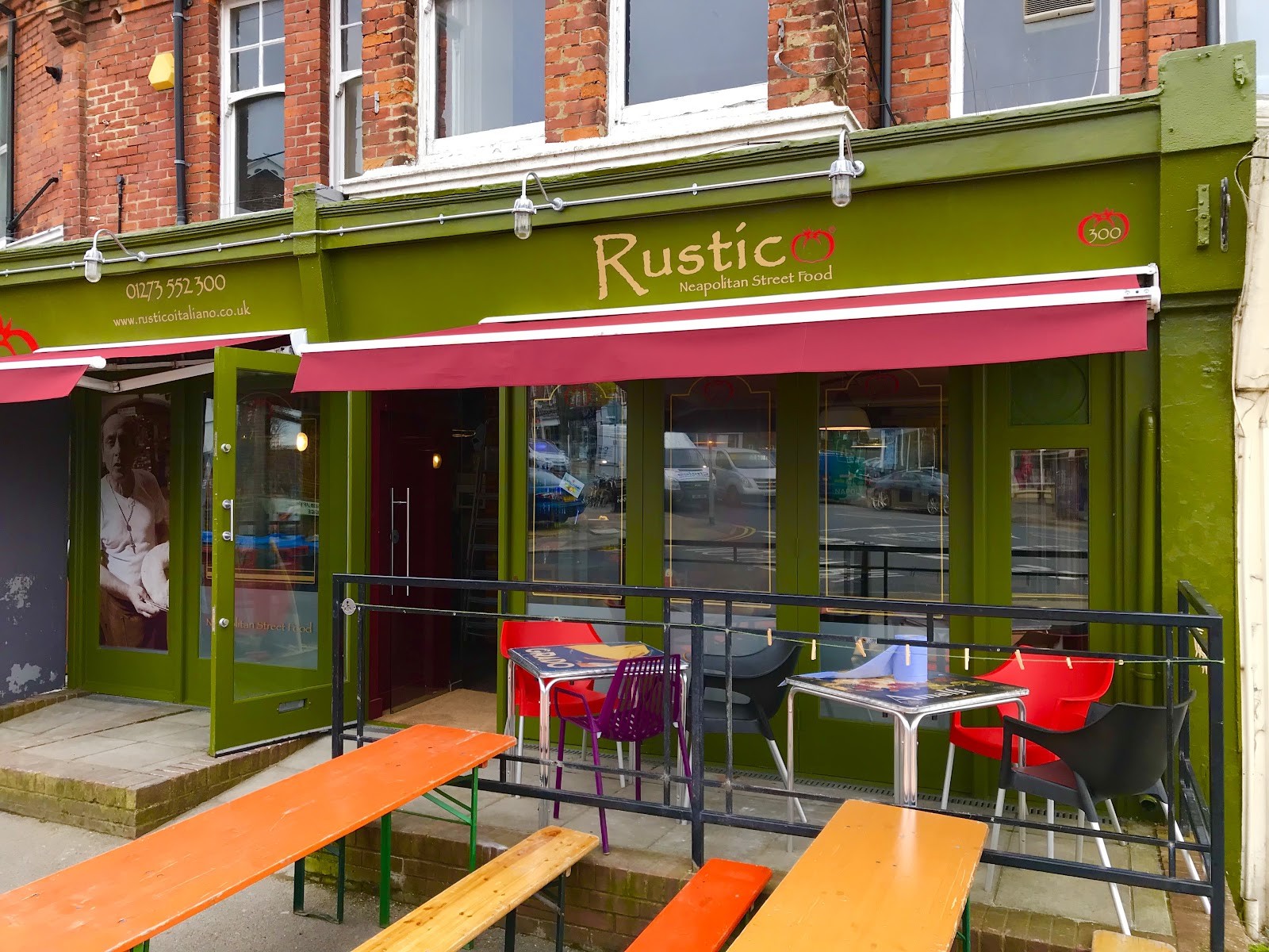 Rustico Neapolitan (Brighton): the place