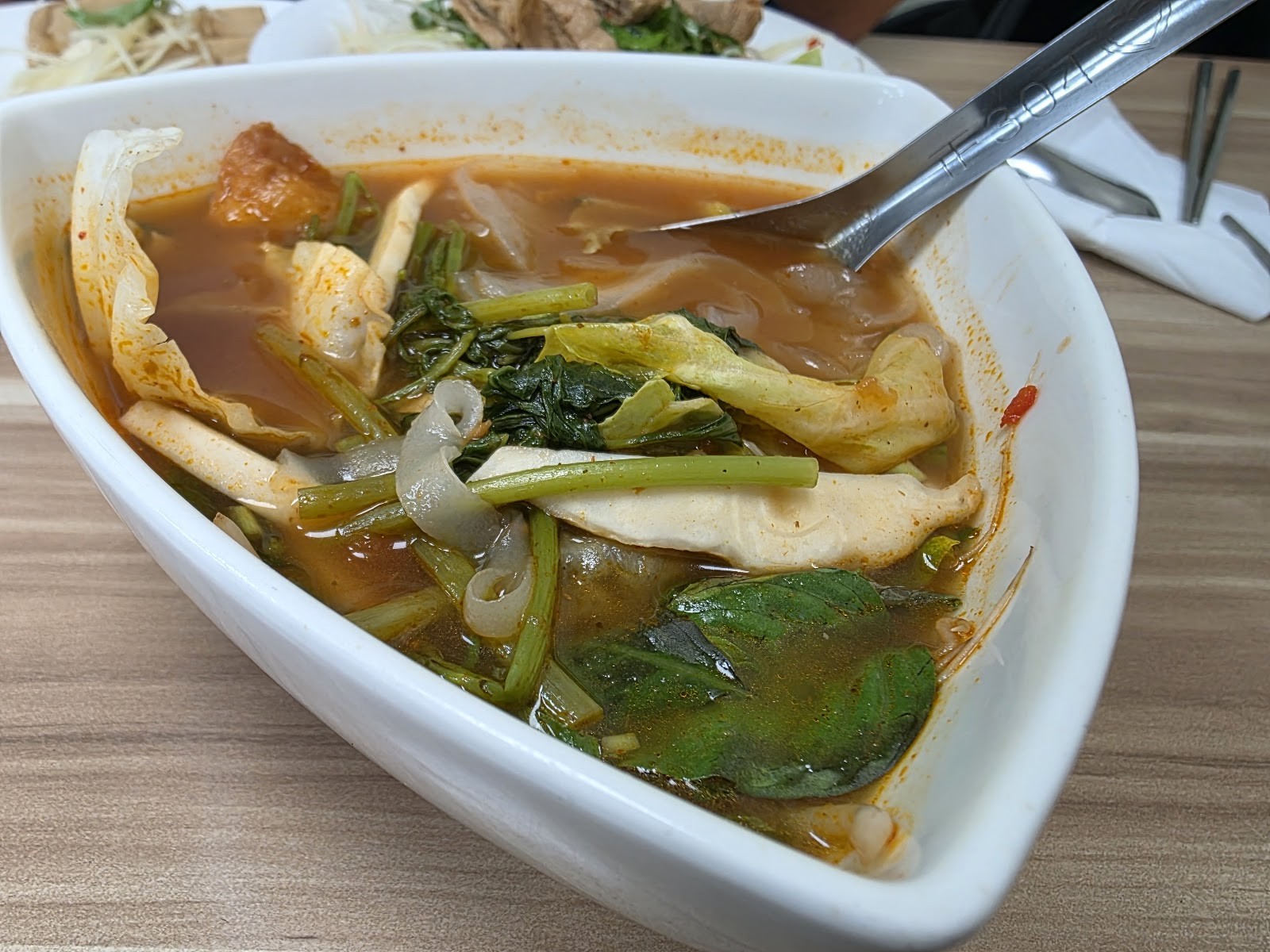 Lianjie Healthy Vegetarian - 蓮潔養生素食(原越南養身素食): food & drinks
