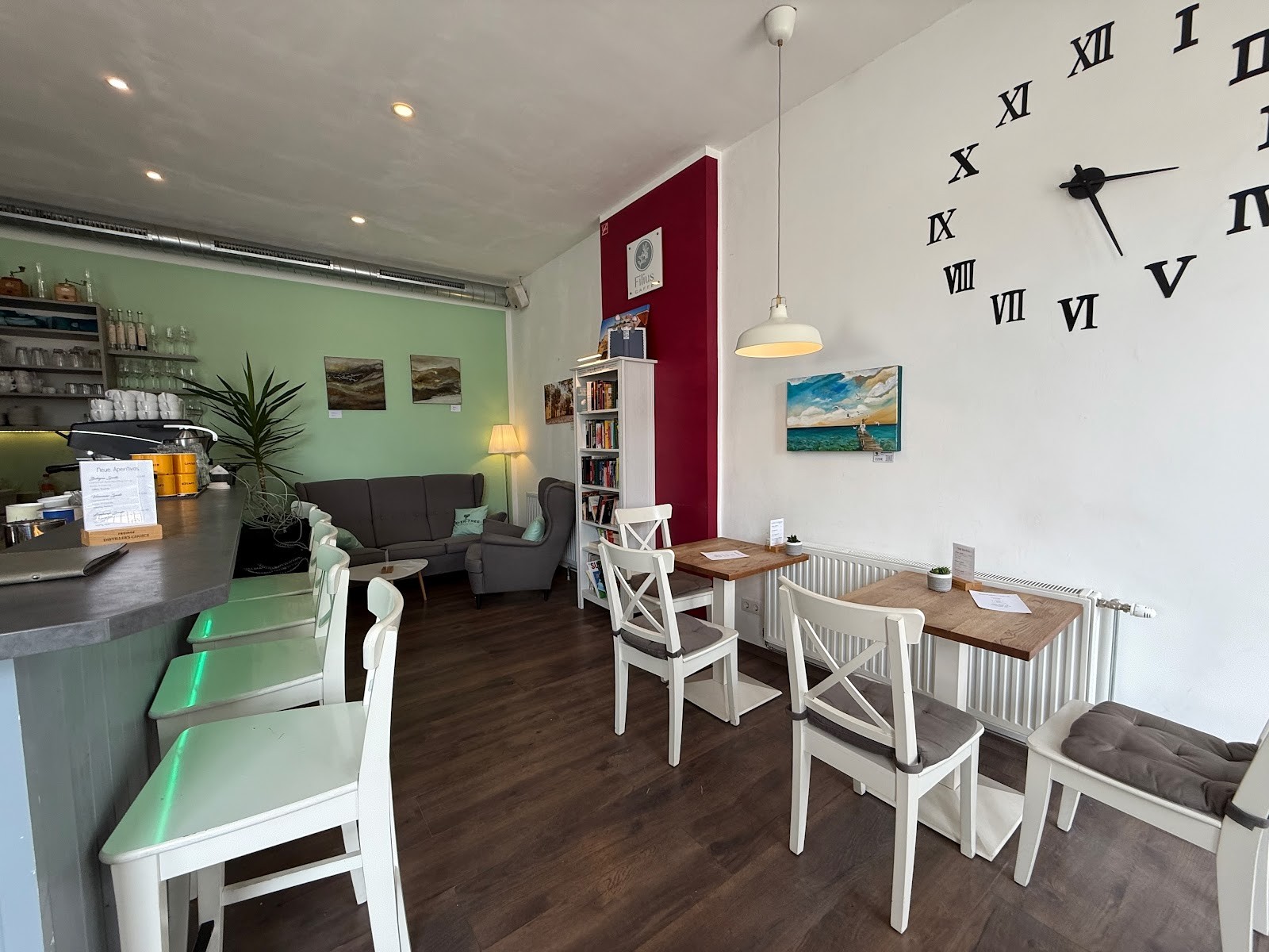 Fredi's Cafe: the place