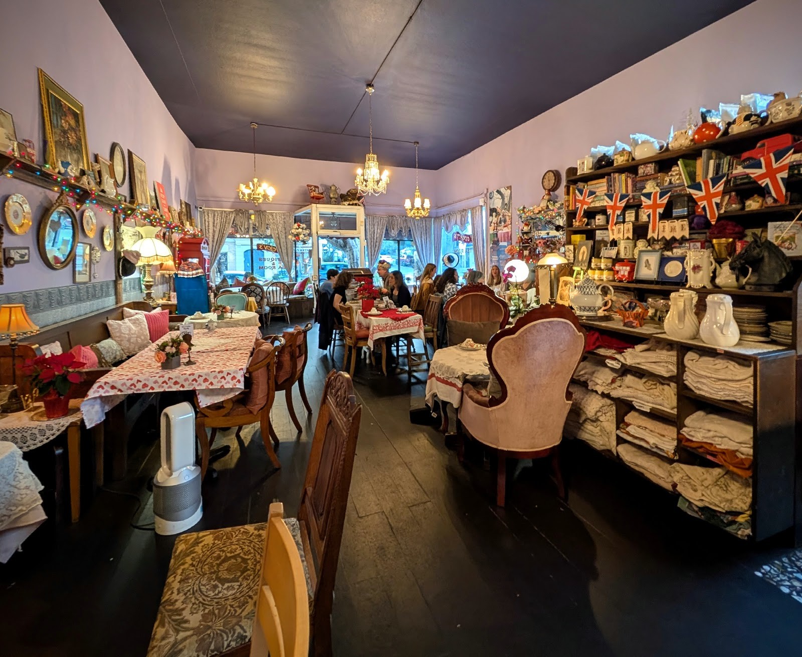 Lovejoy's Tea Room: the place