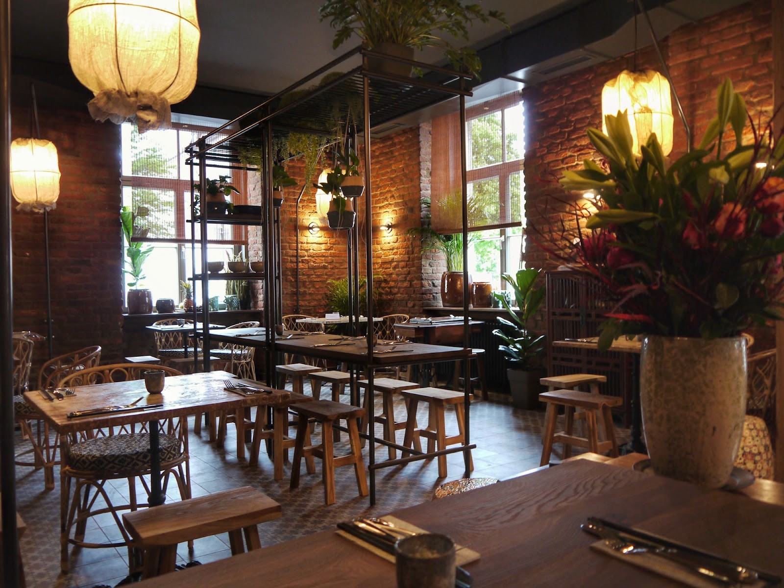 Saigon Deli: the place