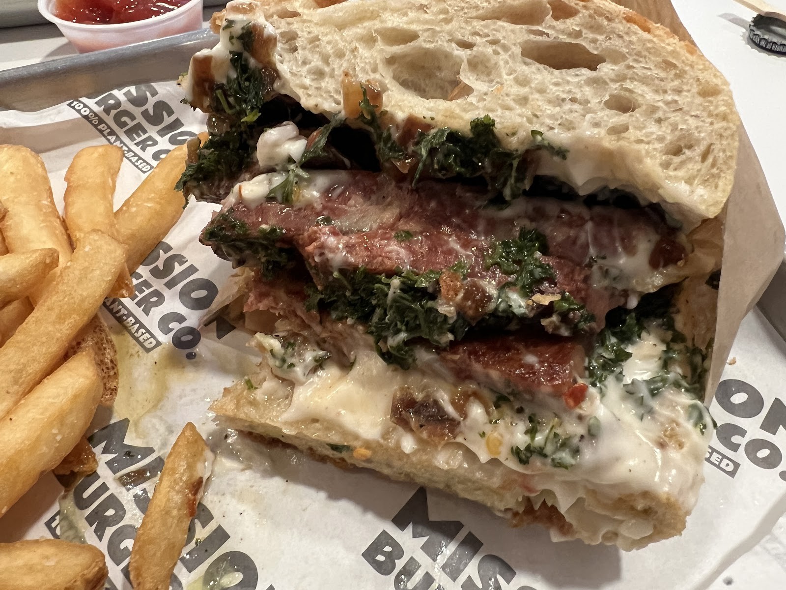Mission Burger Co.: food & drinks