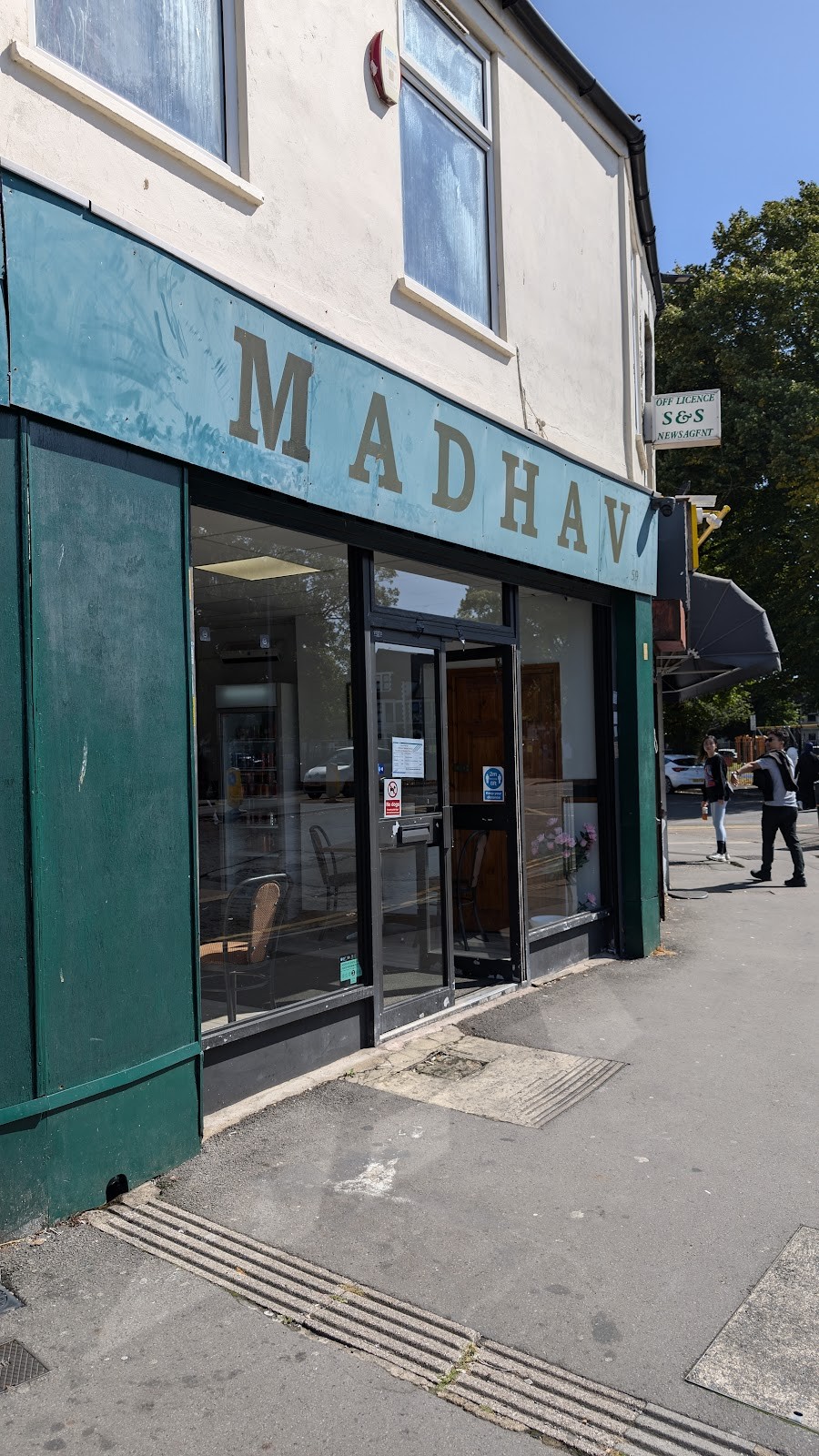 Madhav (Maruti Restaurant and Grocery Ltd): the place