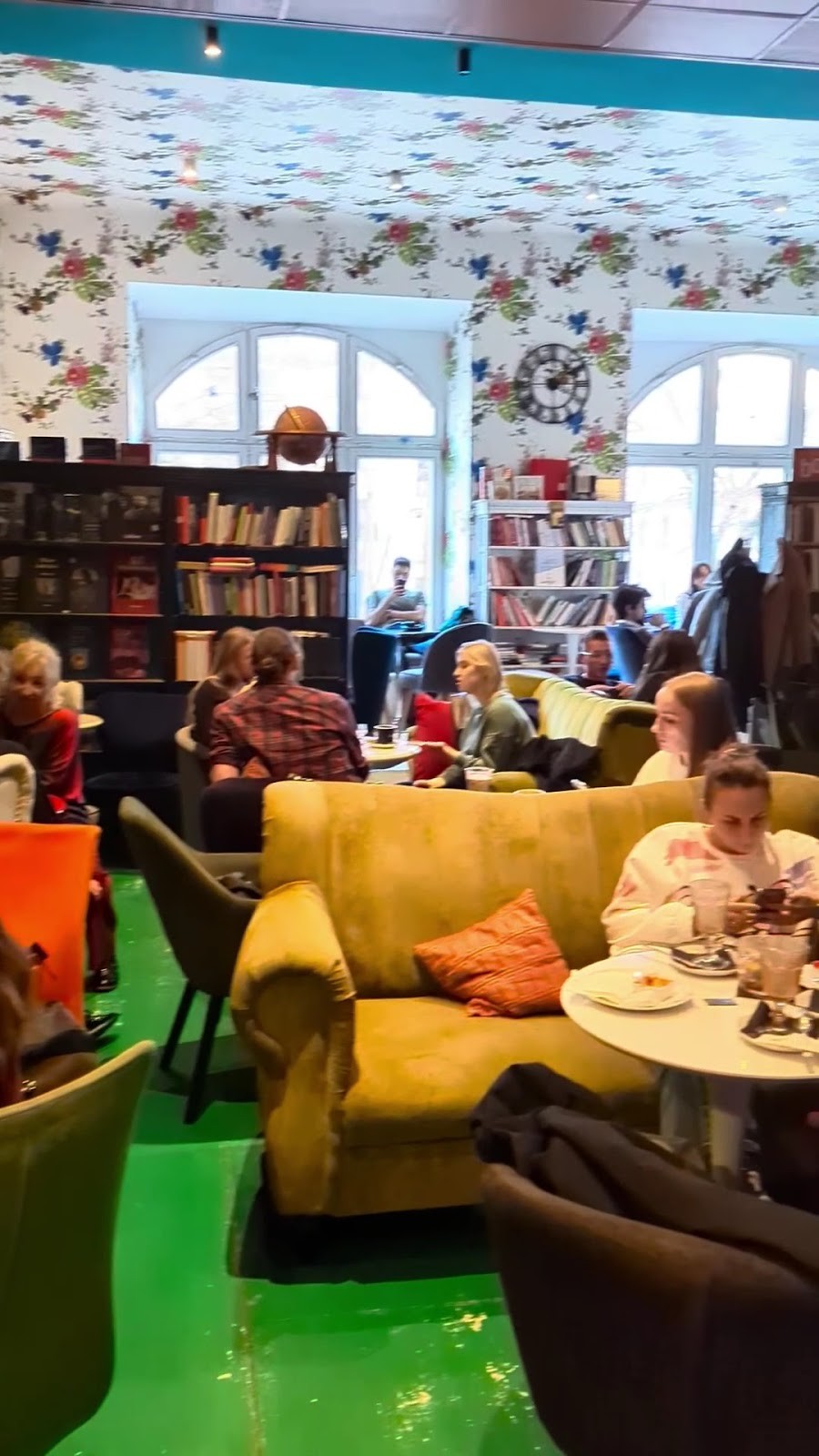 Kawiarnia Literacka: the place