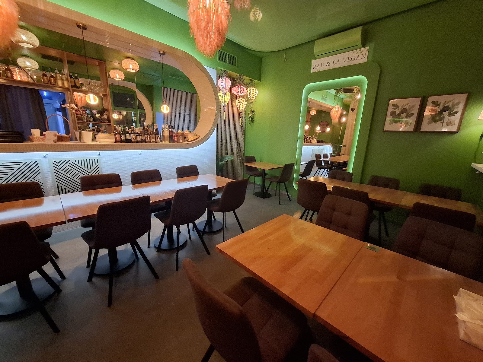 RAU & LA Vegan: the place