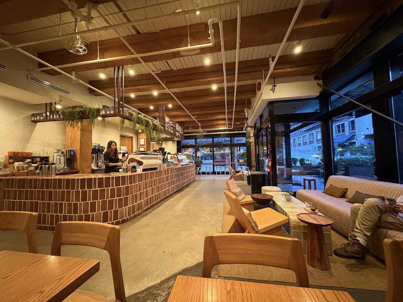 Analog Coffee: the place