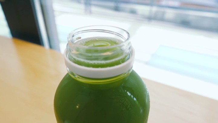 Kure Superfood Cafe: food & drinks