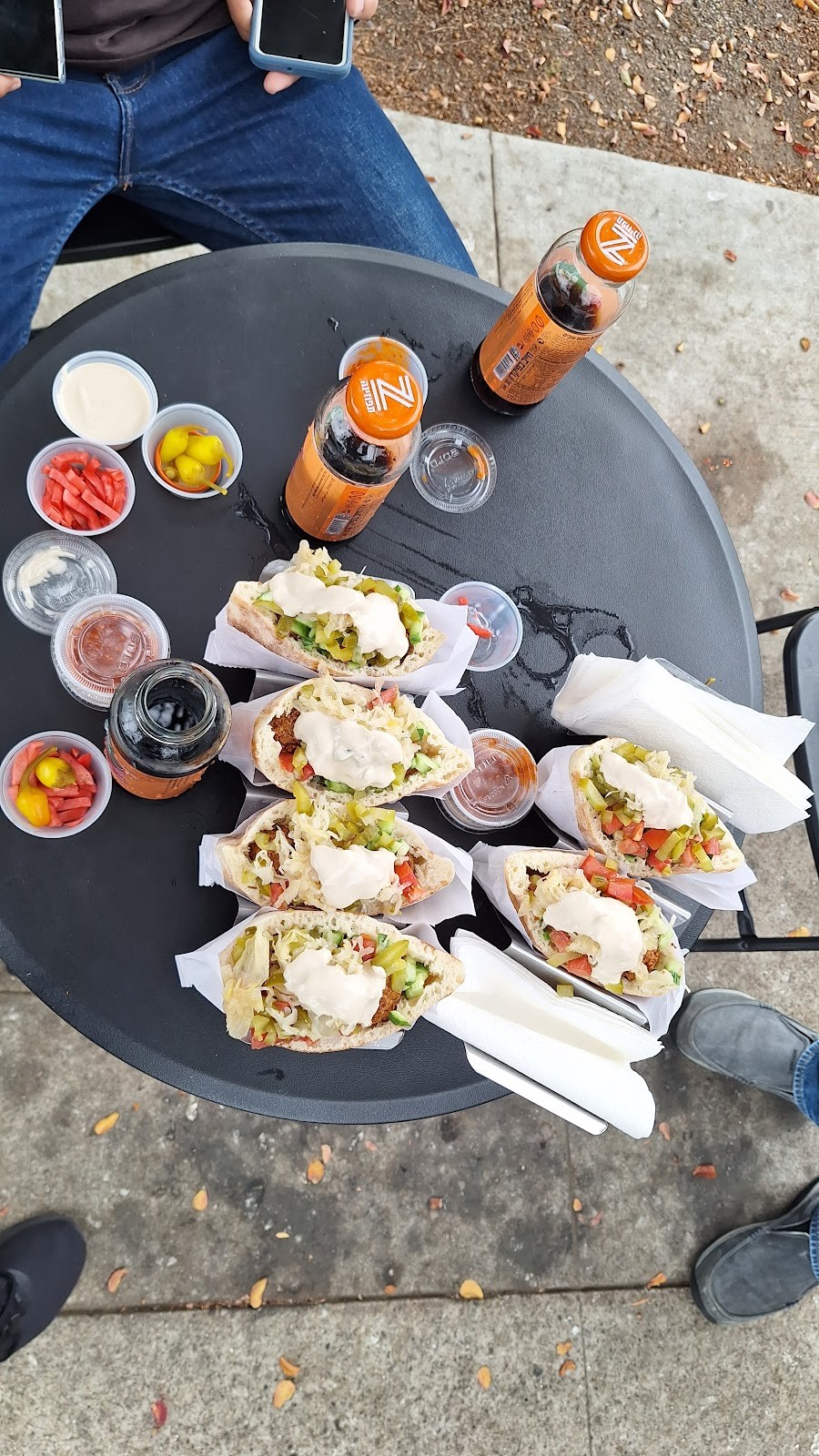 Falafeland Anat food truck: food & drinks
