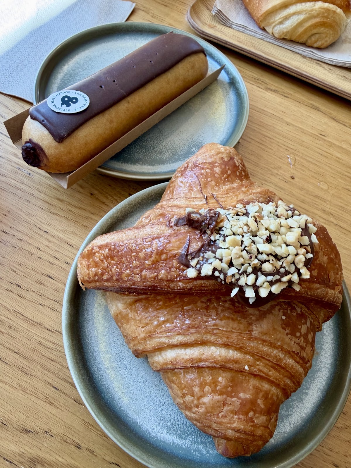 Land&Monkeys Les Halles: food & drinks