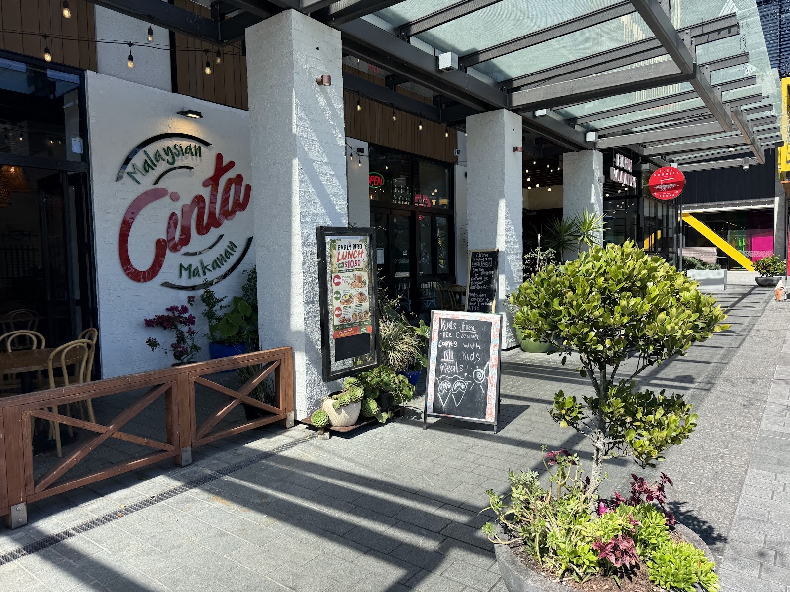 Cinta Malaysian – Westgate: the place