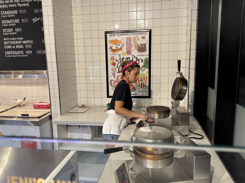 Jeni's Splendid Ice Creams: photo 4