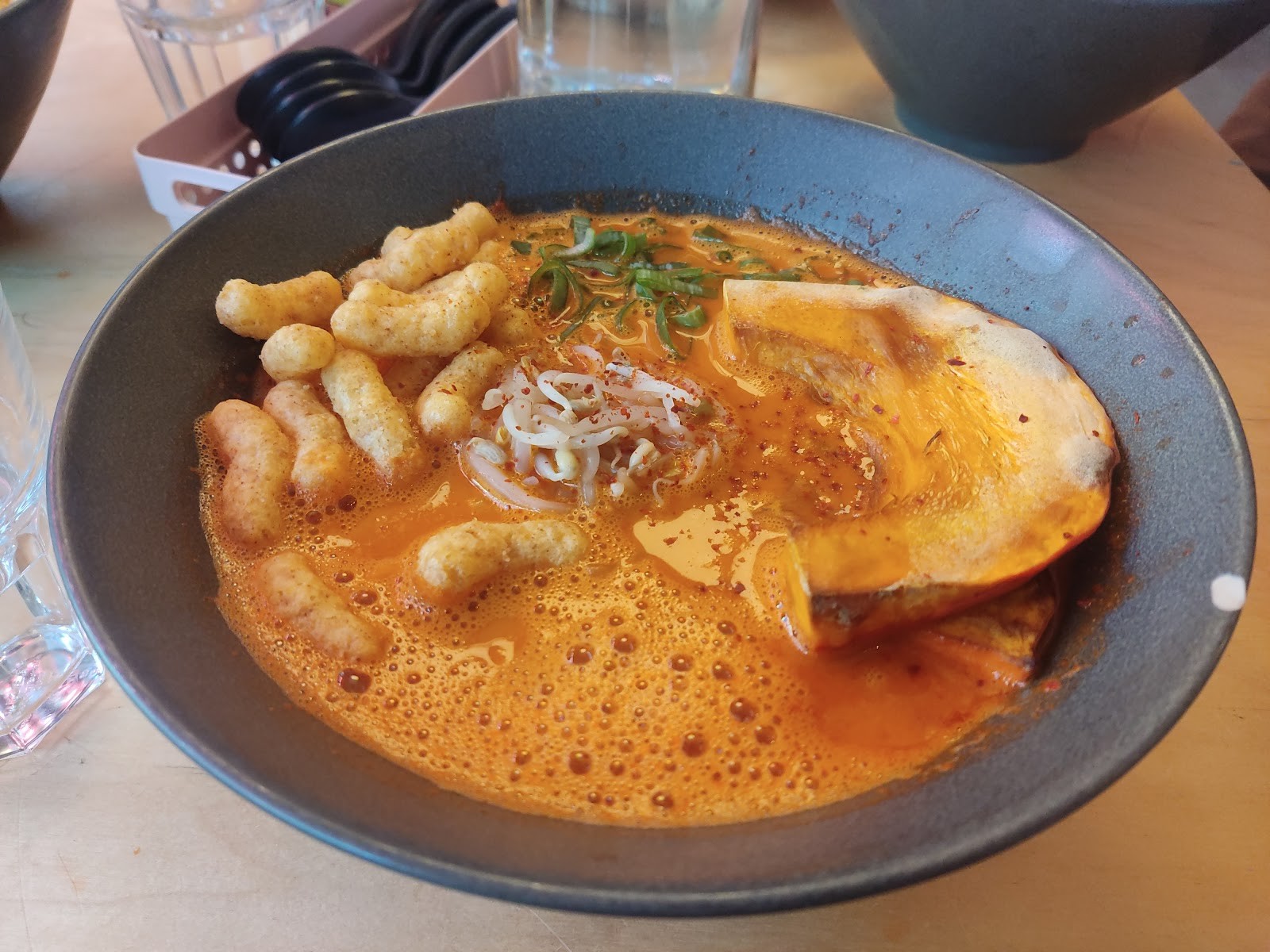 Vegan Ramen Shop Mokotów: food & drinks