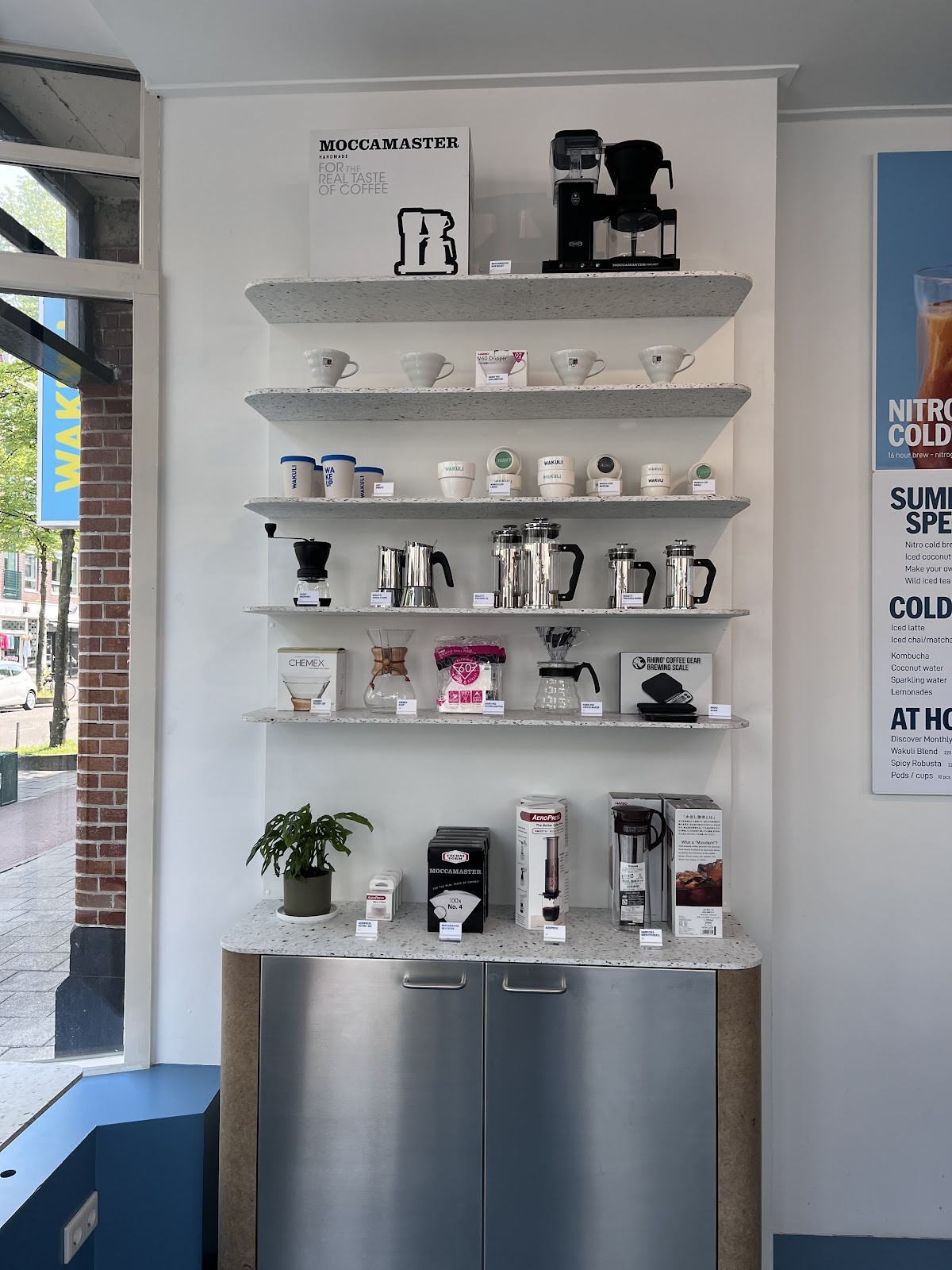 Wakuli Coffee | Jan Pieter Heijestraat: the place
