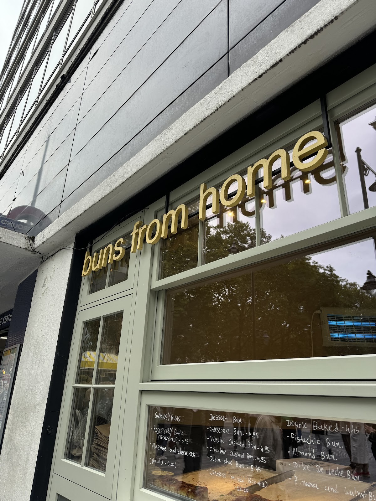 Buns From Home - Sloane Sq: the place