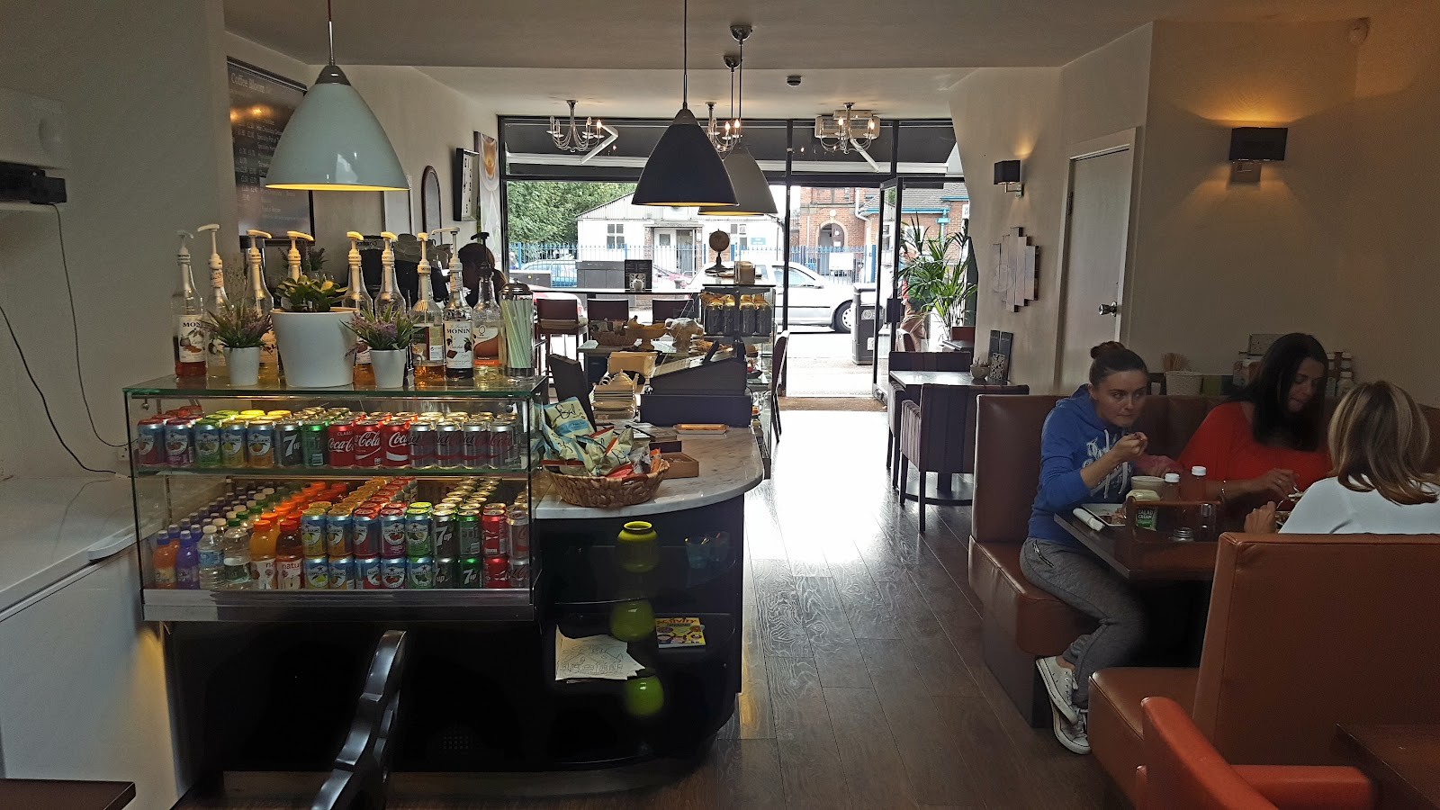 Coffee Bloom Café: the place