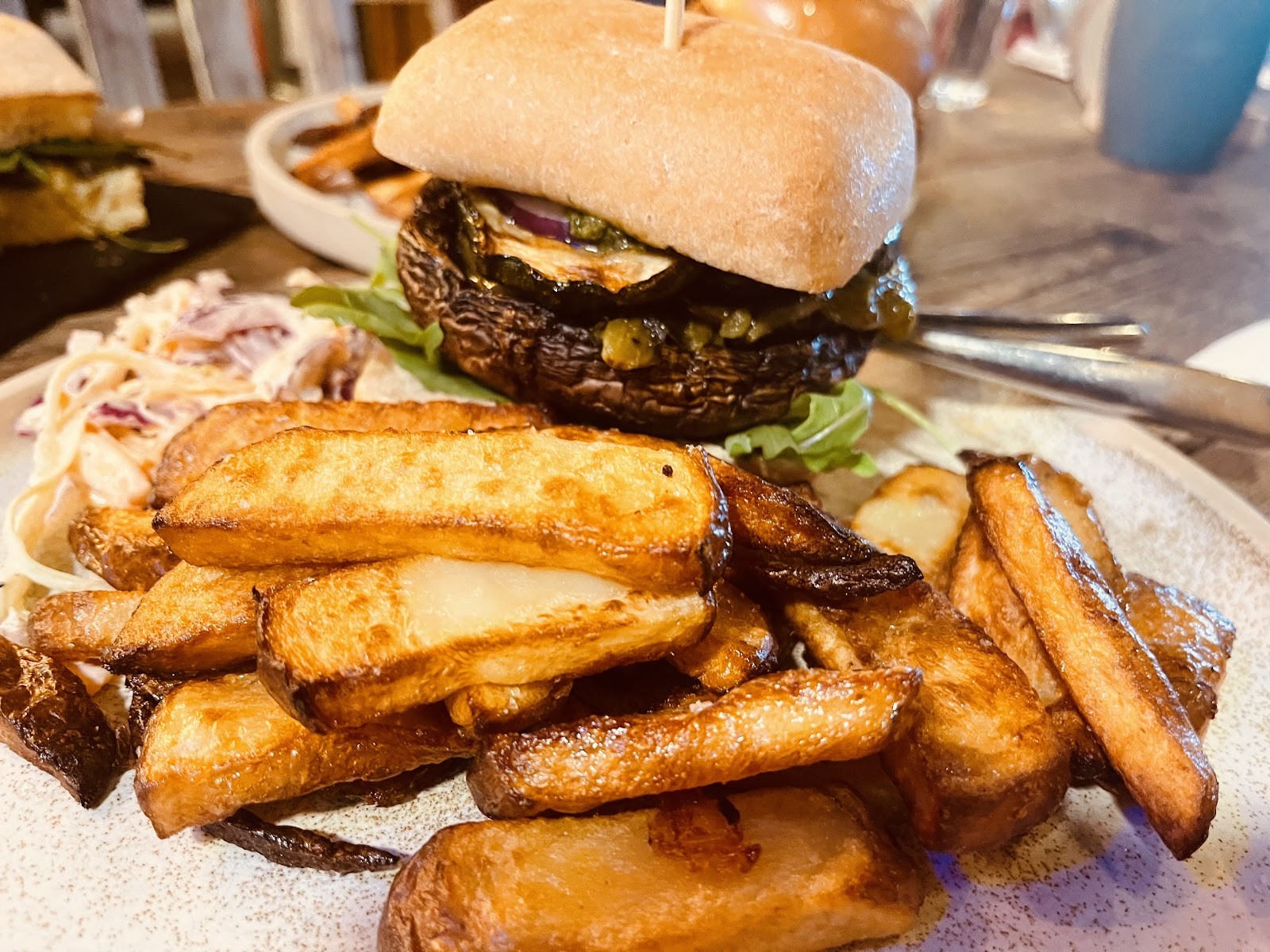The Sound Lounge: food & drinks