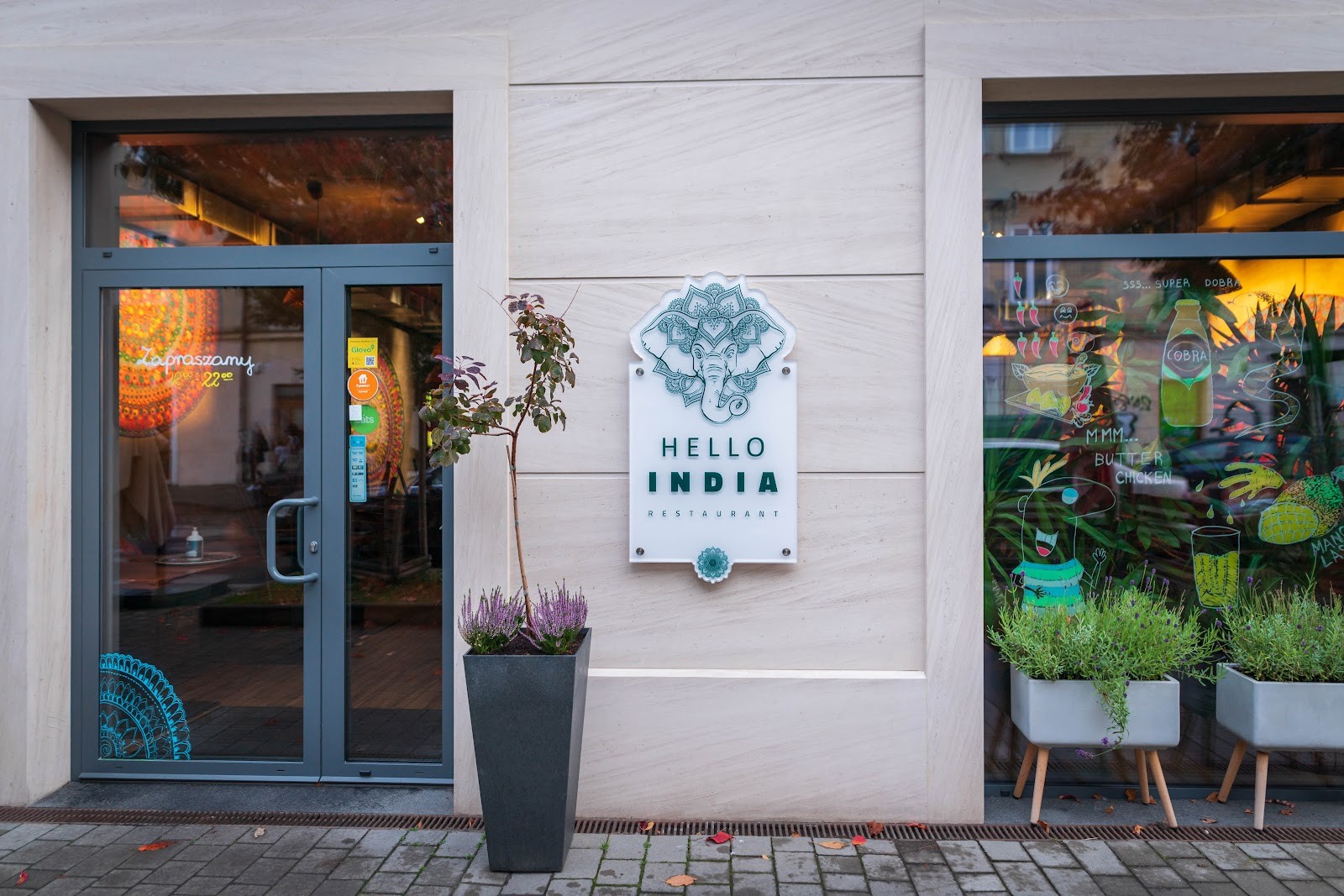 Hello India Restaurant: the place