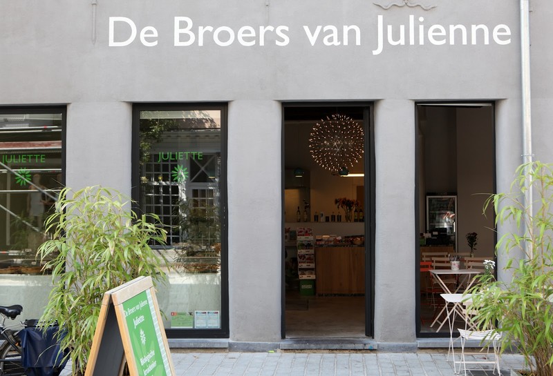 De Broers van Julienne - ijzerenwaag🌱: photo