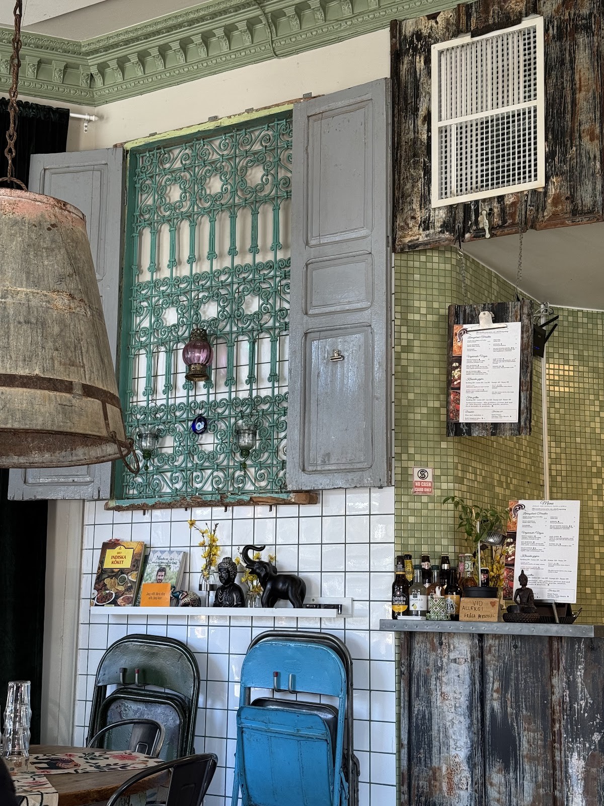 Masala Art Bengali Streetfood: the place