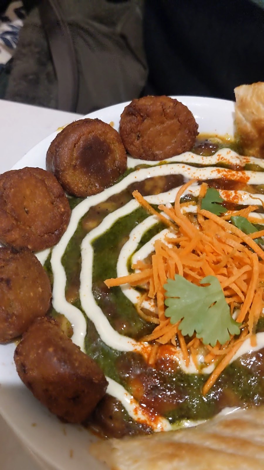 Aux Vivres Plateau: food & drinks