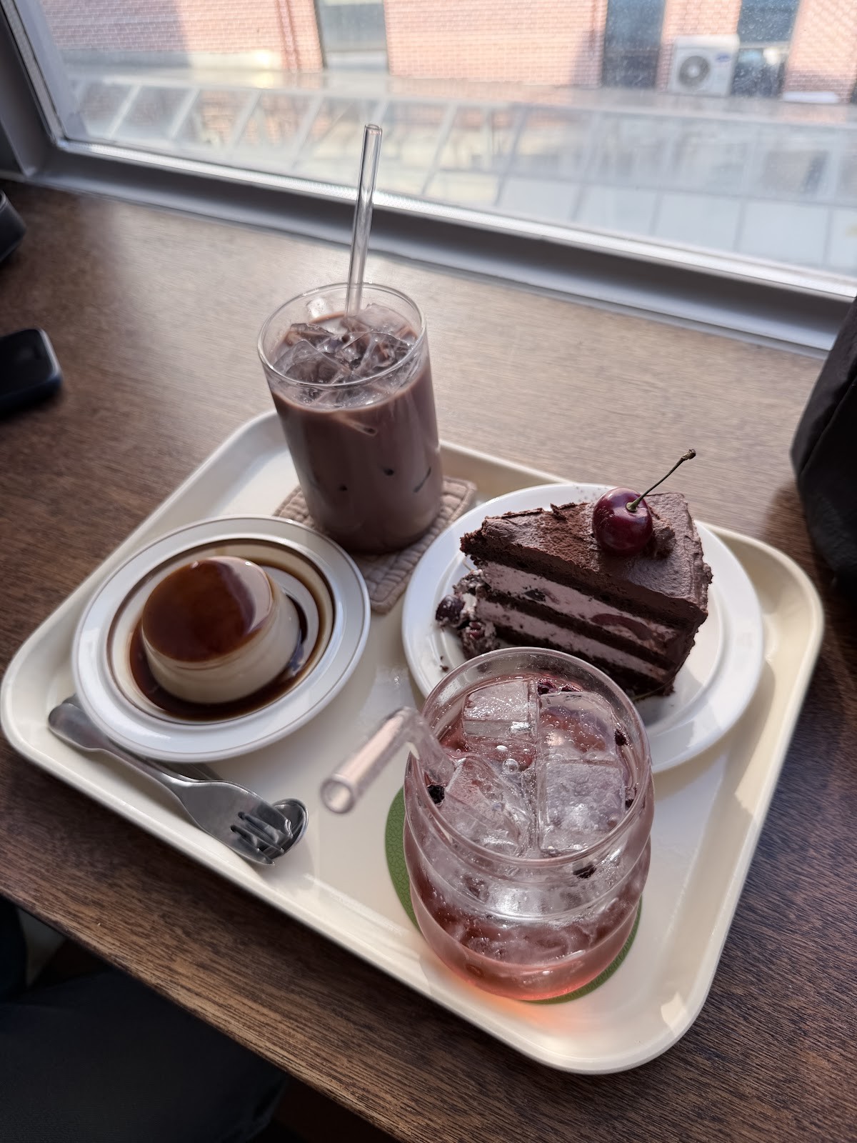 Mokro Garden - 목로정원: food & drinks