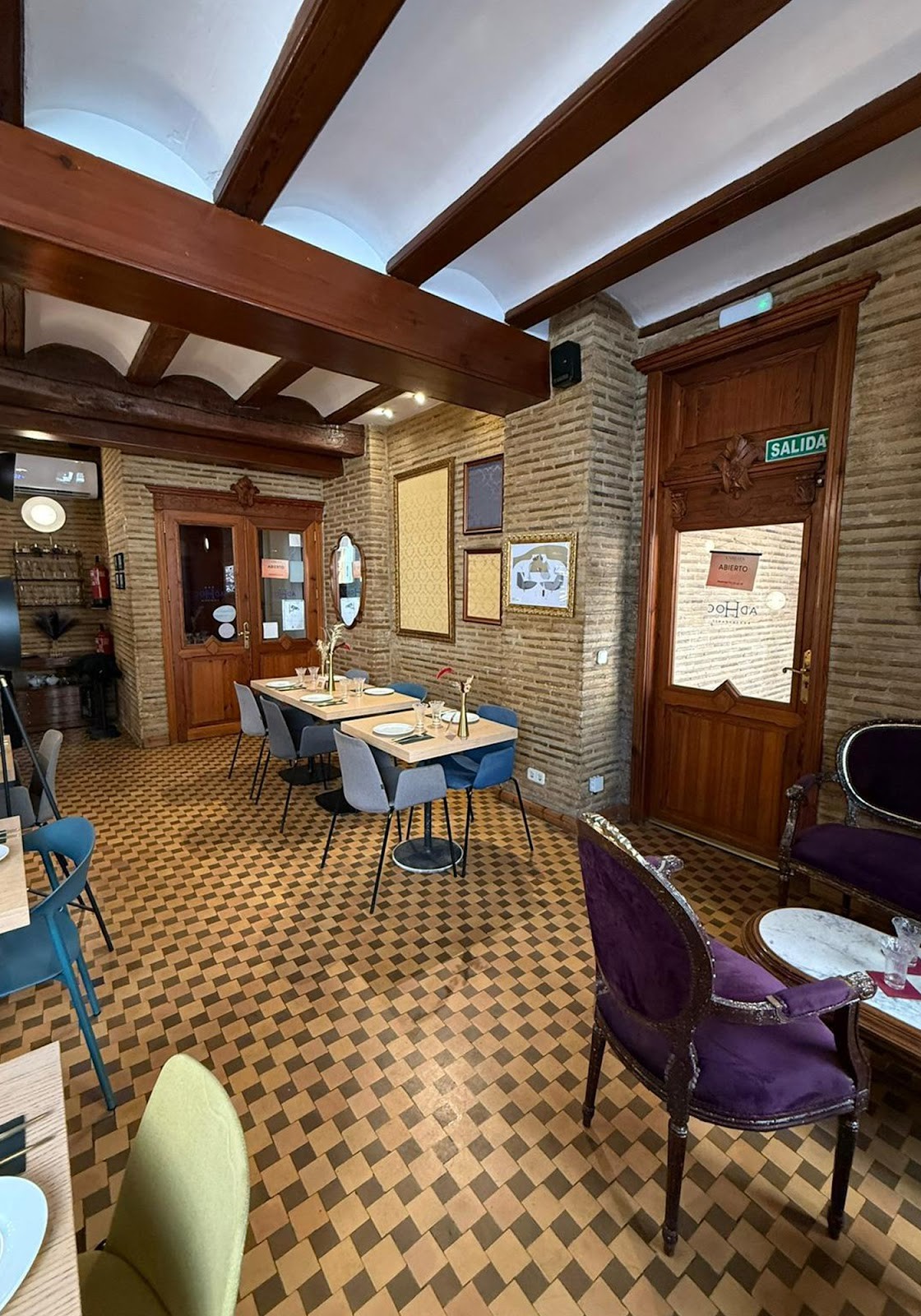 Restaurant Amberes: the place