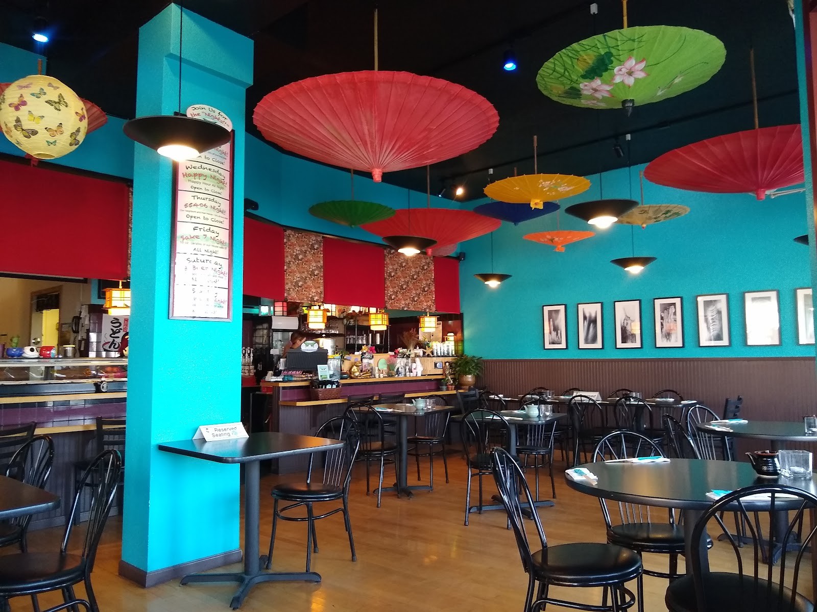 Midori's Floating World Cafe: the place