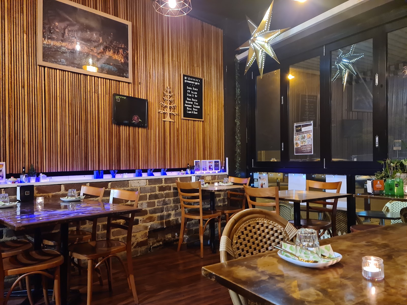 My Bangkok Restaurant - Kirrawee: the place