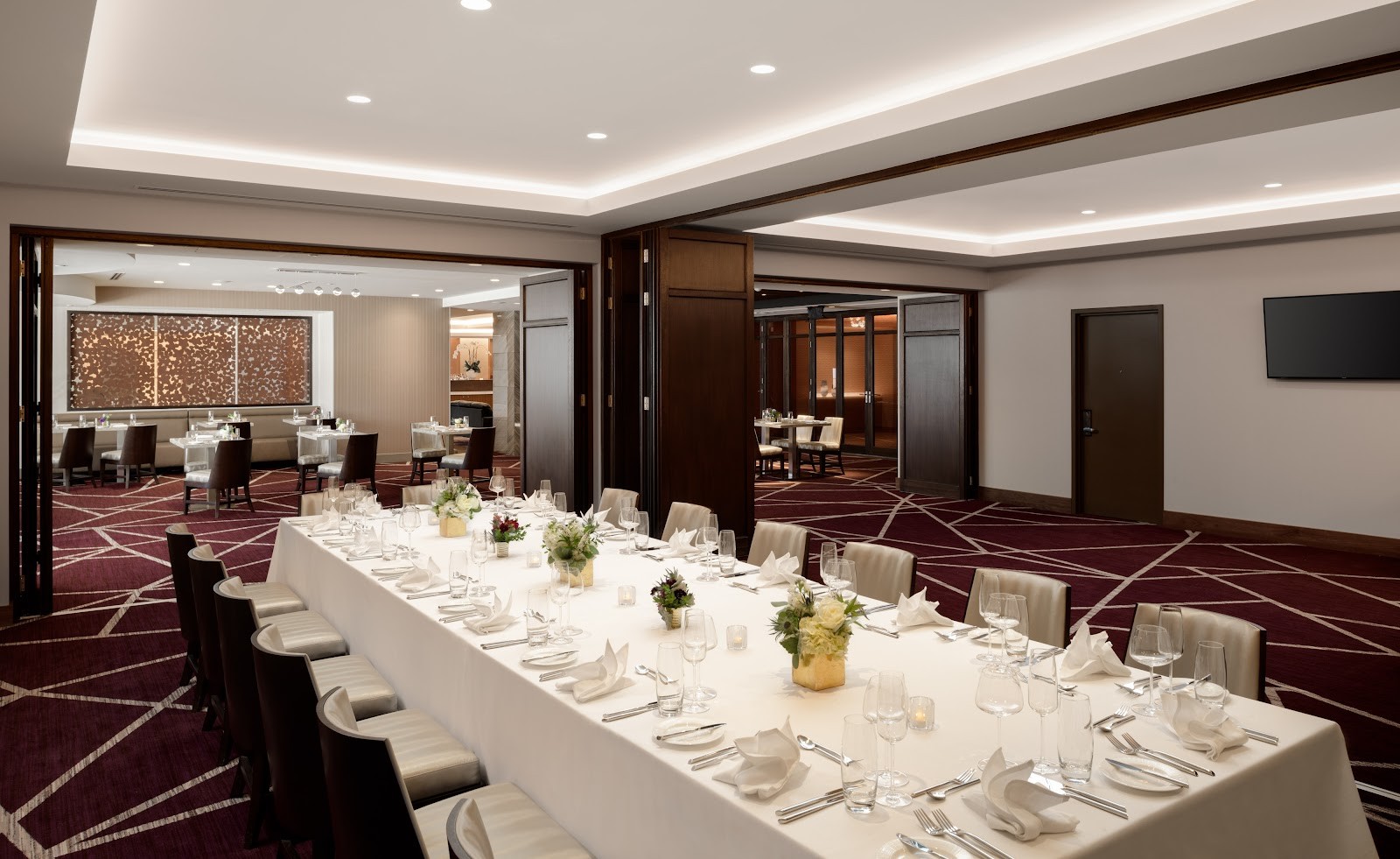 L'Enfant Bar & Grill: the place
