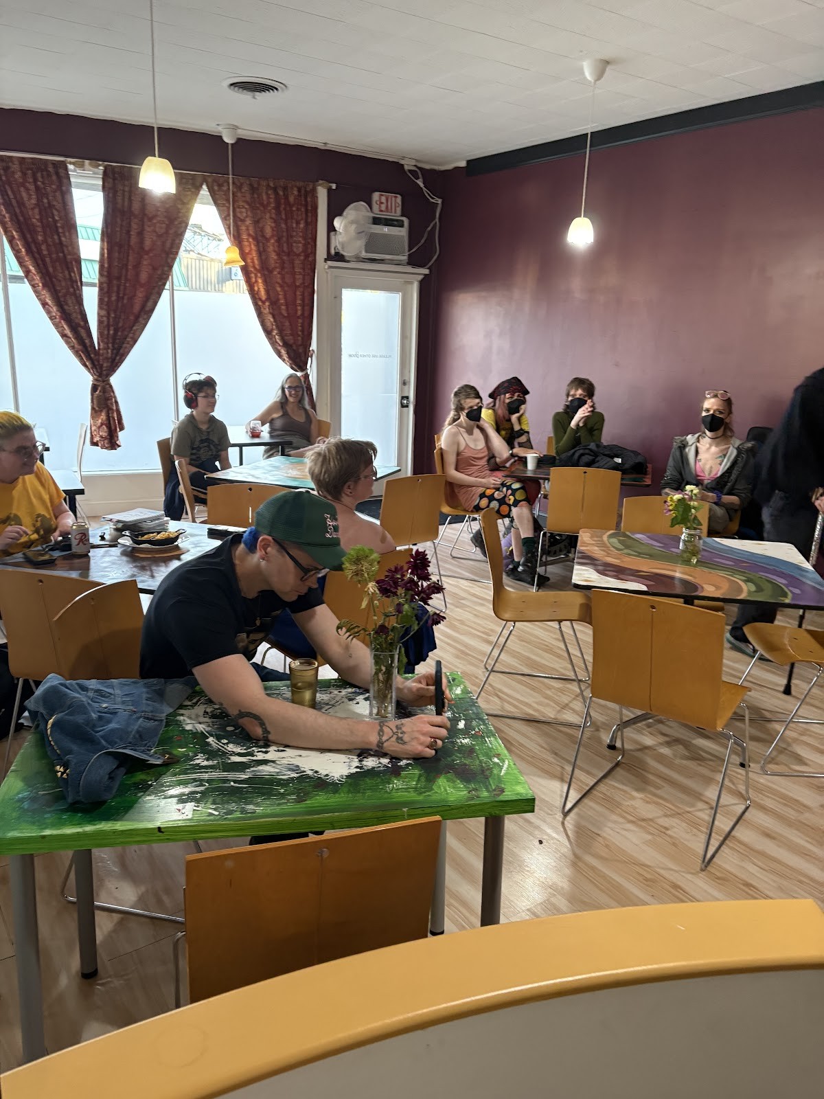 Makin' Groceries Cafe: the place