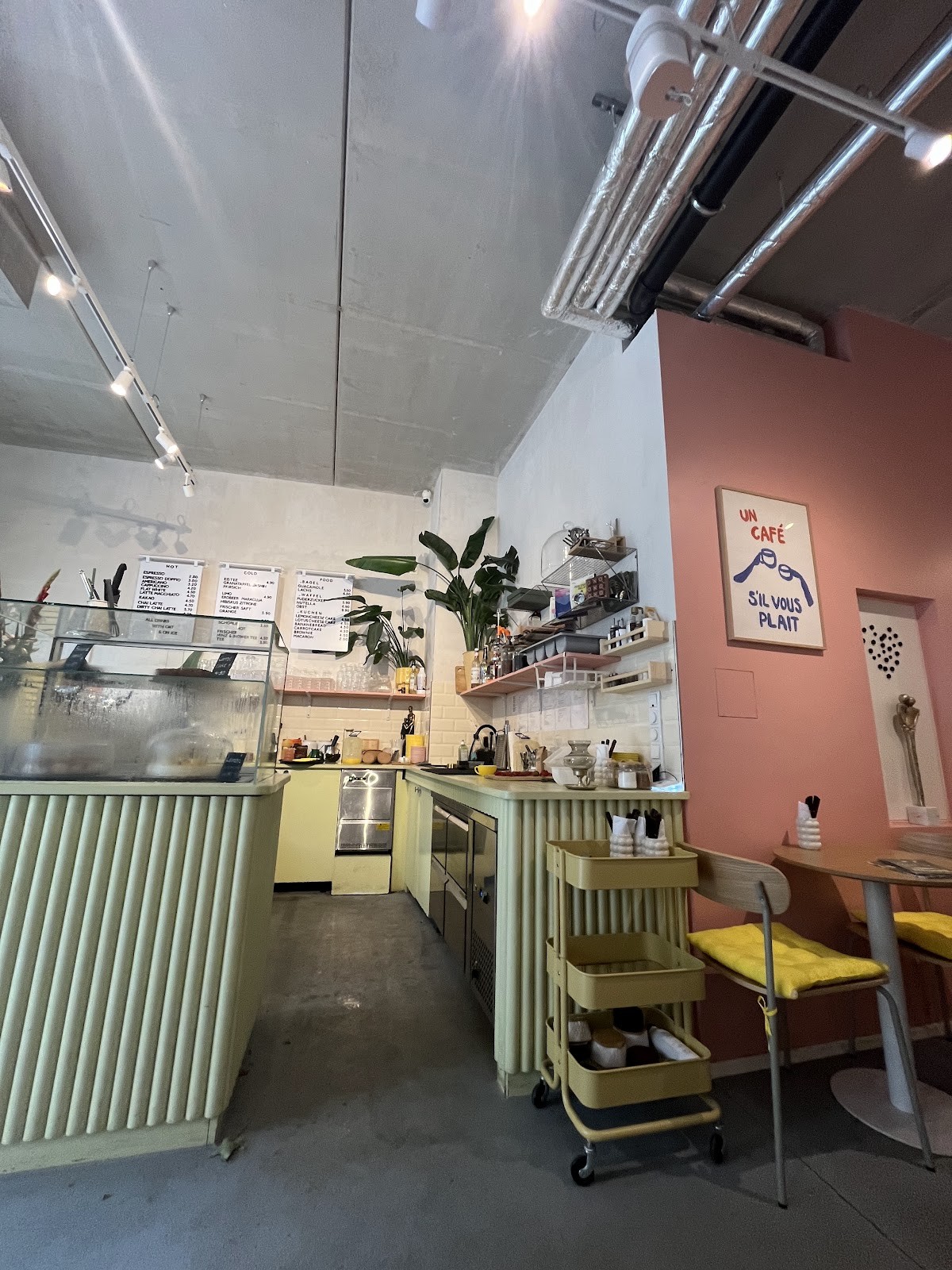 Nooni Café - Bake & Breakfast: the place