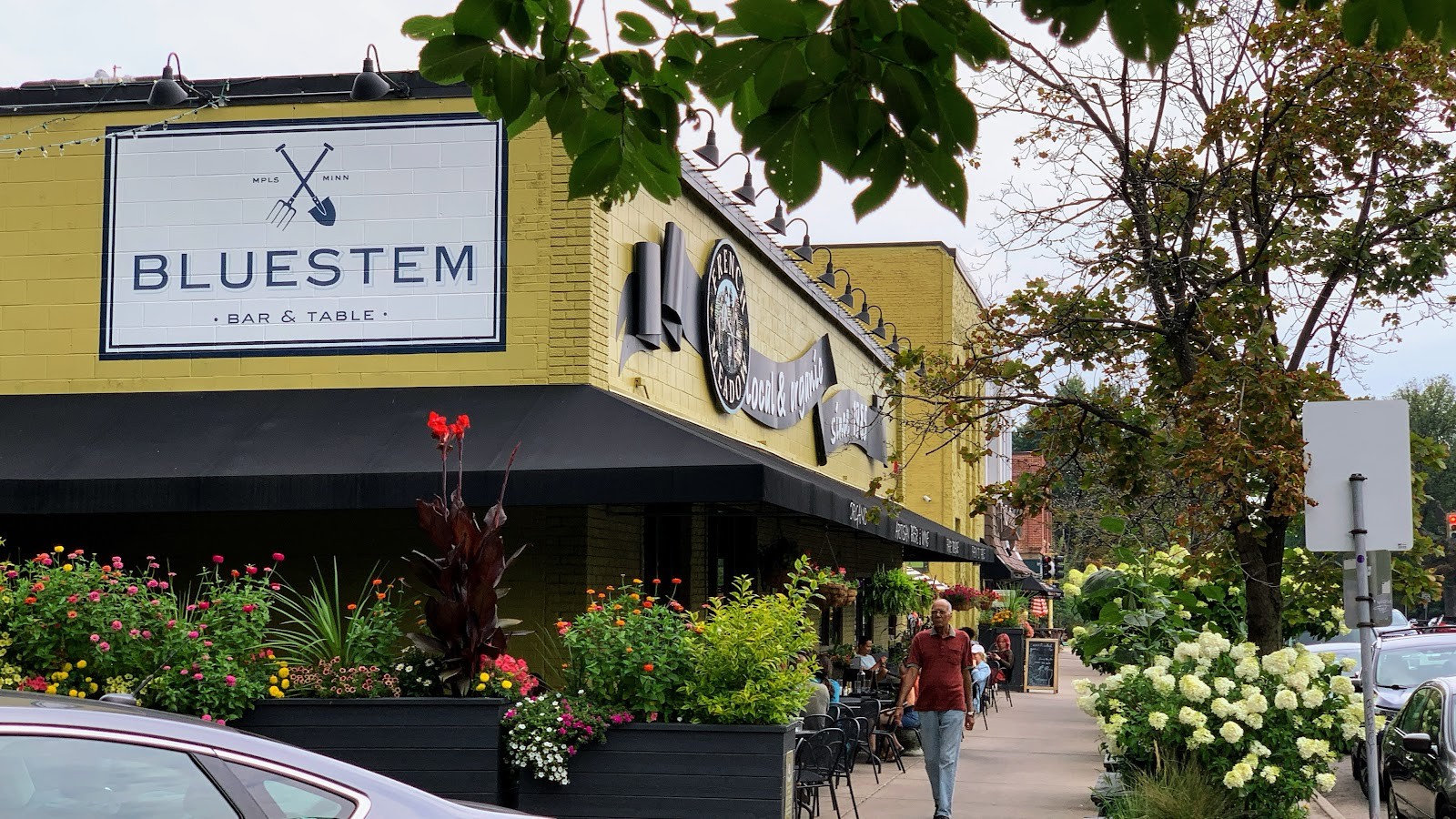 Bluestem Bar: the place