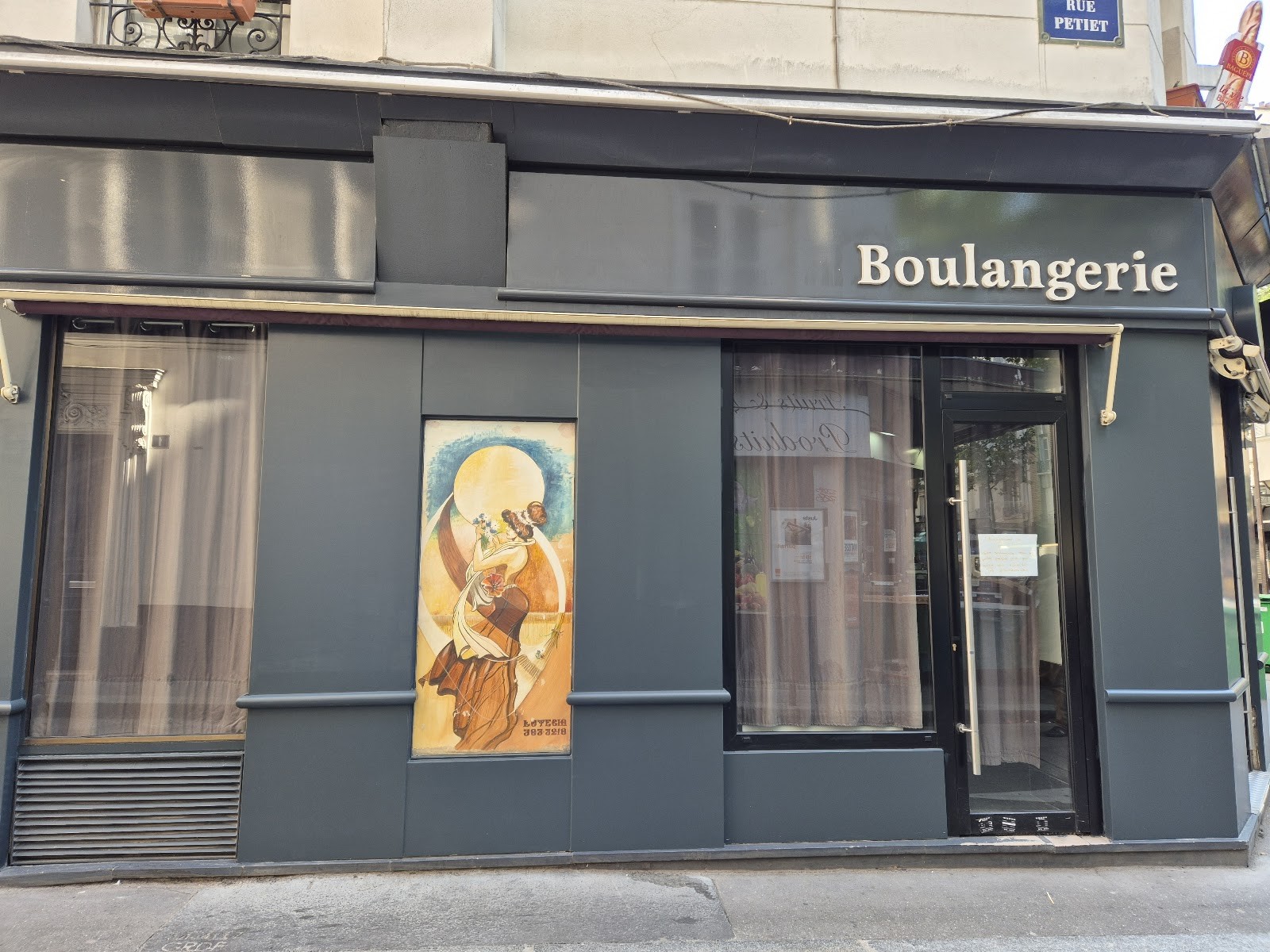 Boulangerie Pâtisserie La Mauvaise Herbe: the place