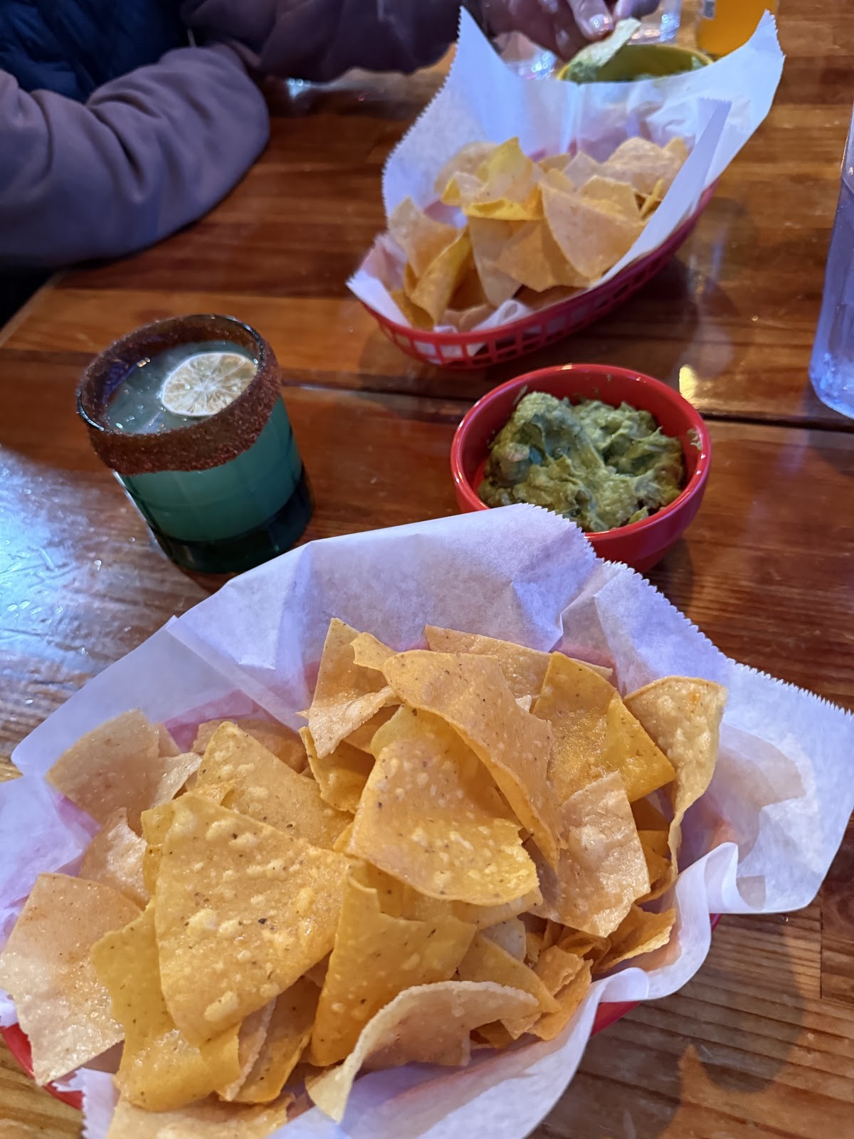 Mis Tacones: food & drinks