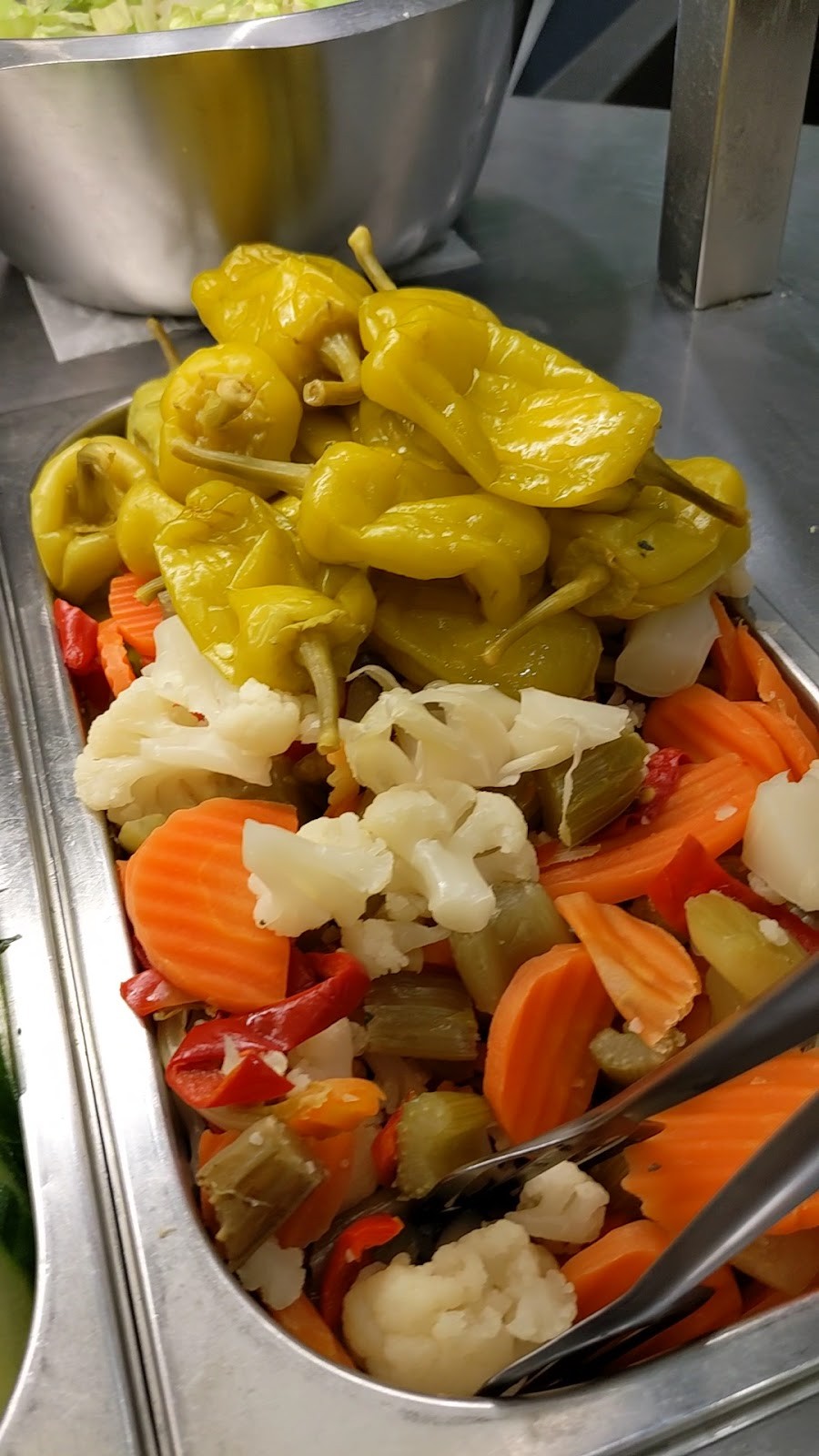 Maoz Vegetarian: food & drinks