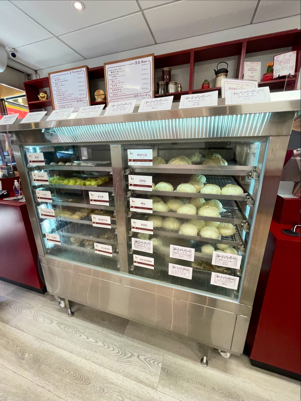Kam Wai Dim Sum 金威點心: the place