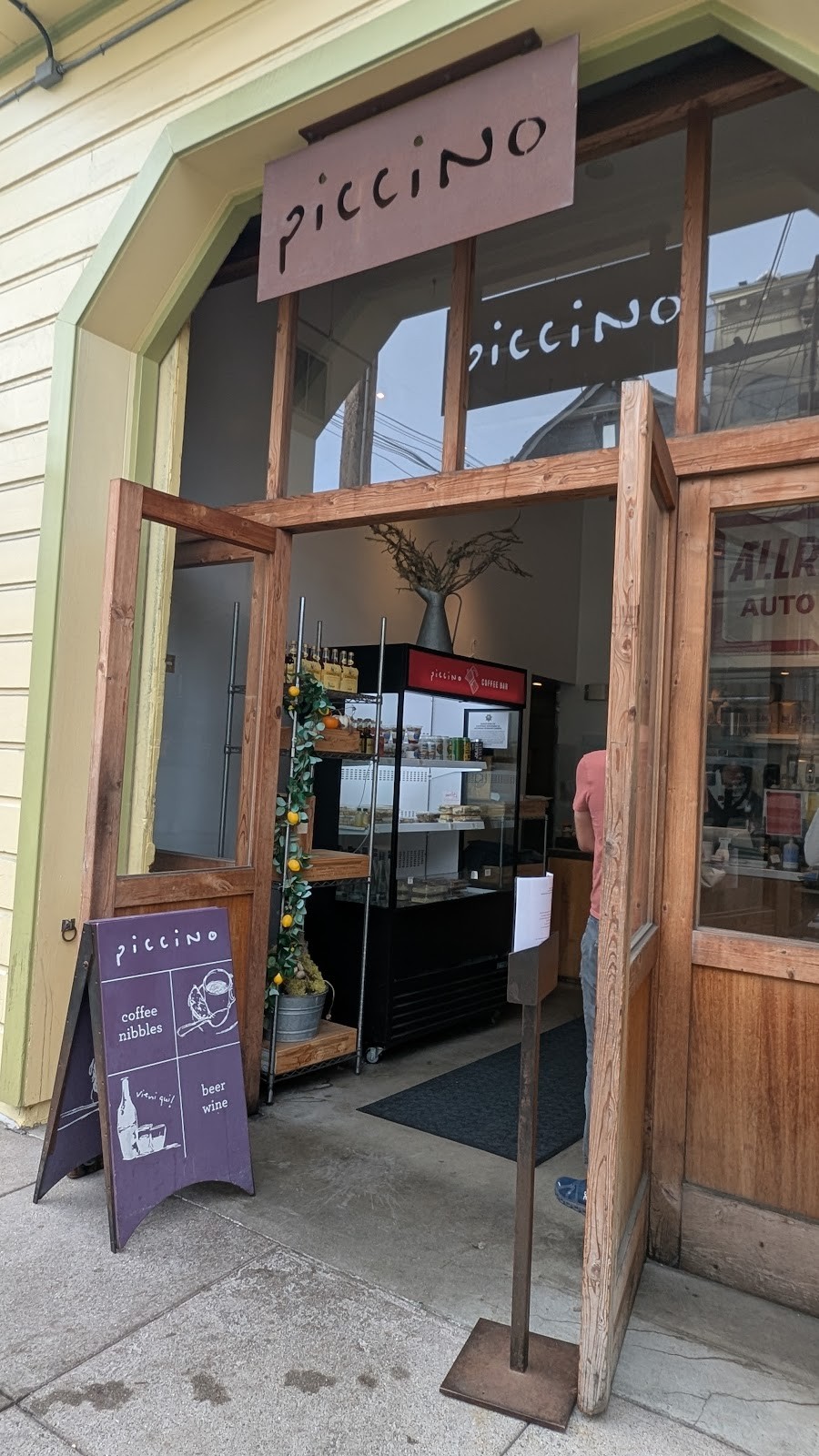 Piccino Coffee Bar: the place