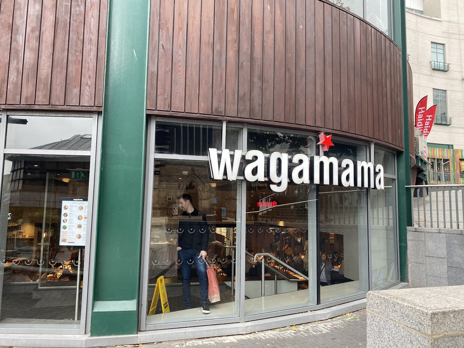 wagamama birmingham bullring: the place