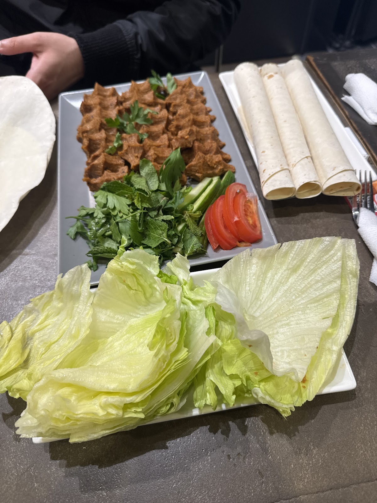 Oses Cigköfte: food & drinks