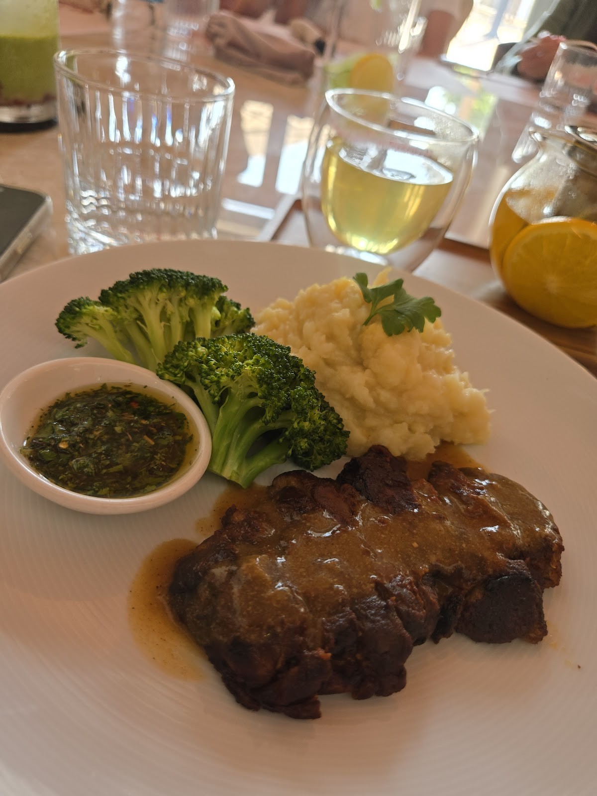 Eco Mind - Gastro Botanical Cafe & Concept Store: food & drinks