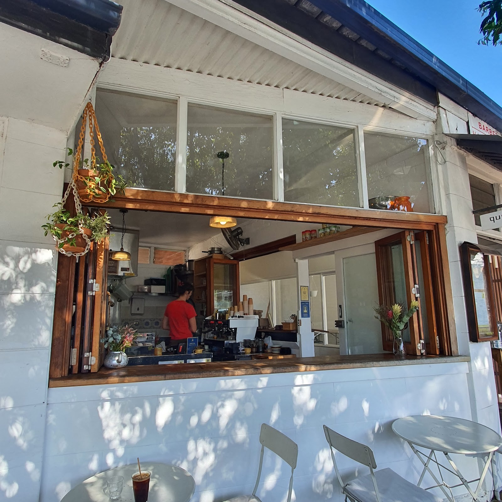 Queen Ester Falafel Bar Newport: the place