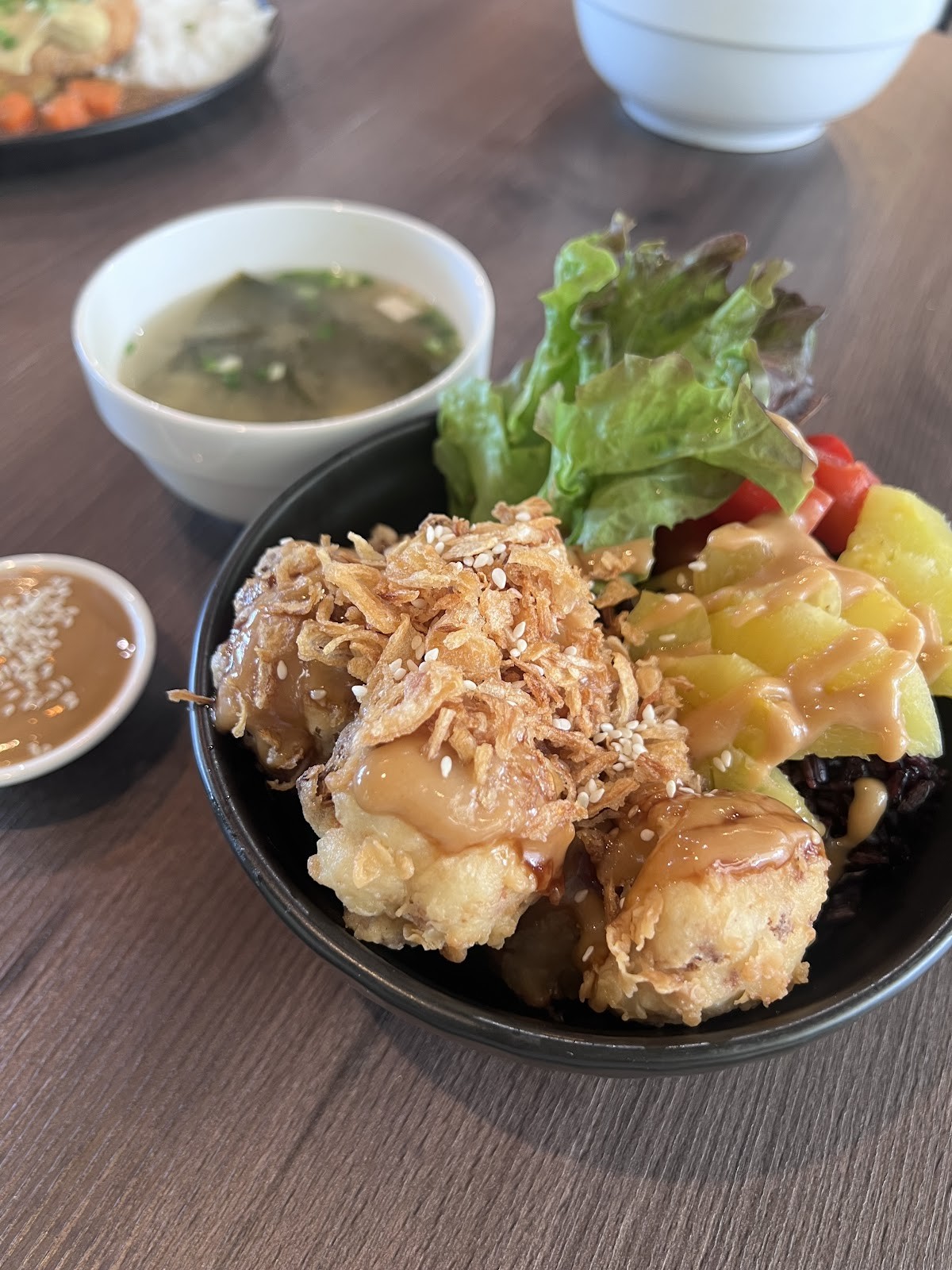 VEGANERIE Grand Palace (วีแกนเนอรี วัดพระแก้ว): food & drinks