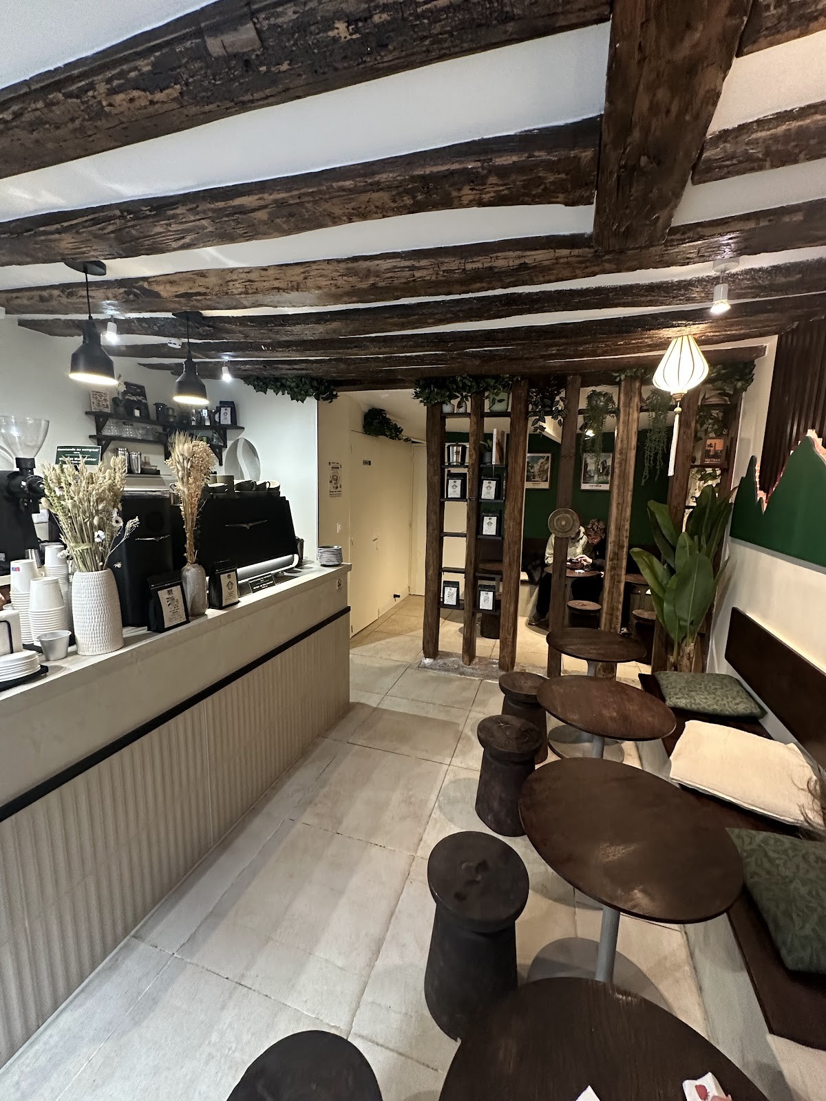 Phin mi Jussieu - Coffee shop & Banh mi: the place