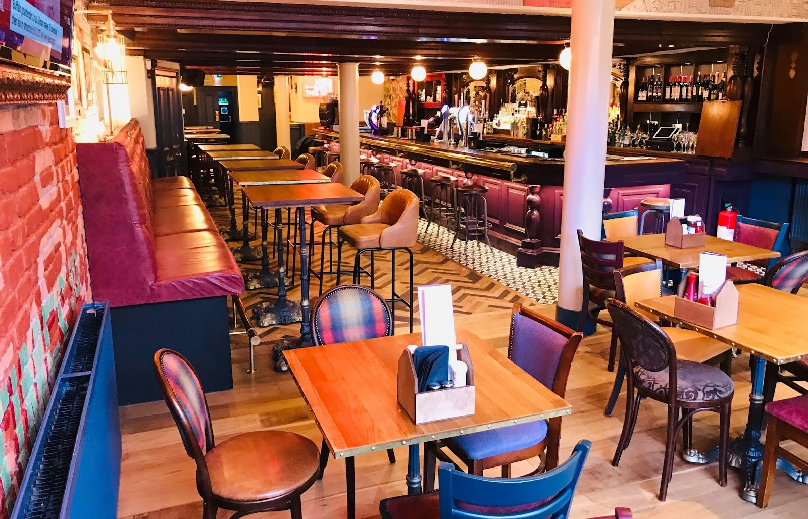 Times Square Glasgow: the place